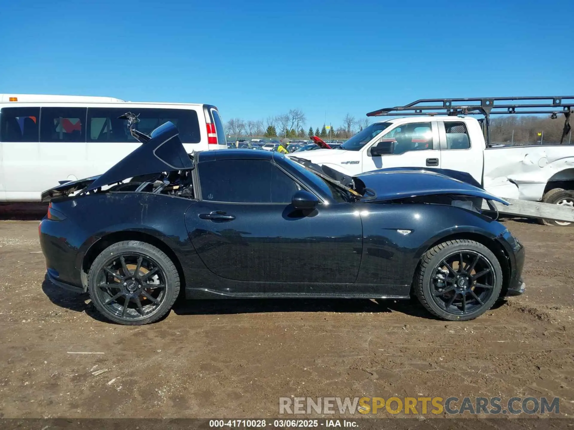 12 fotografías del automóvil dañado JM1NDAM72R0607960 MAZDA MX-5 MIATA RF 2024