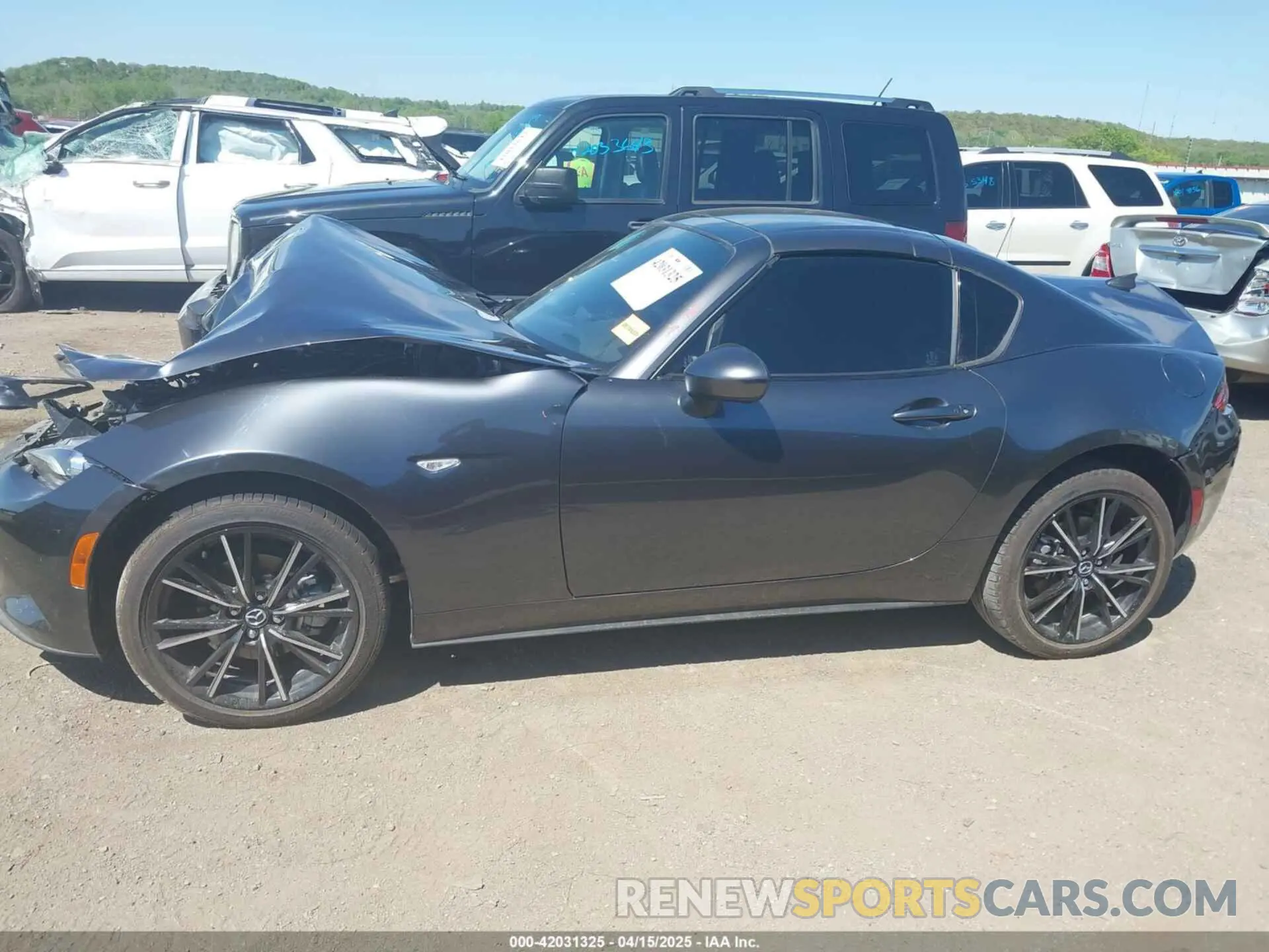 13 fotografías del automóvil dañado JM1NDAM7XR0607527 MAZDA MX-5 MIATA RF 2024