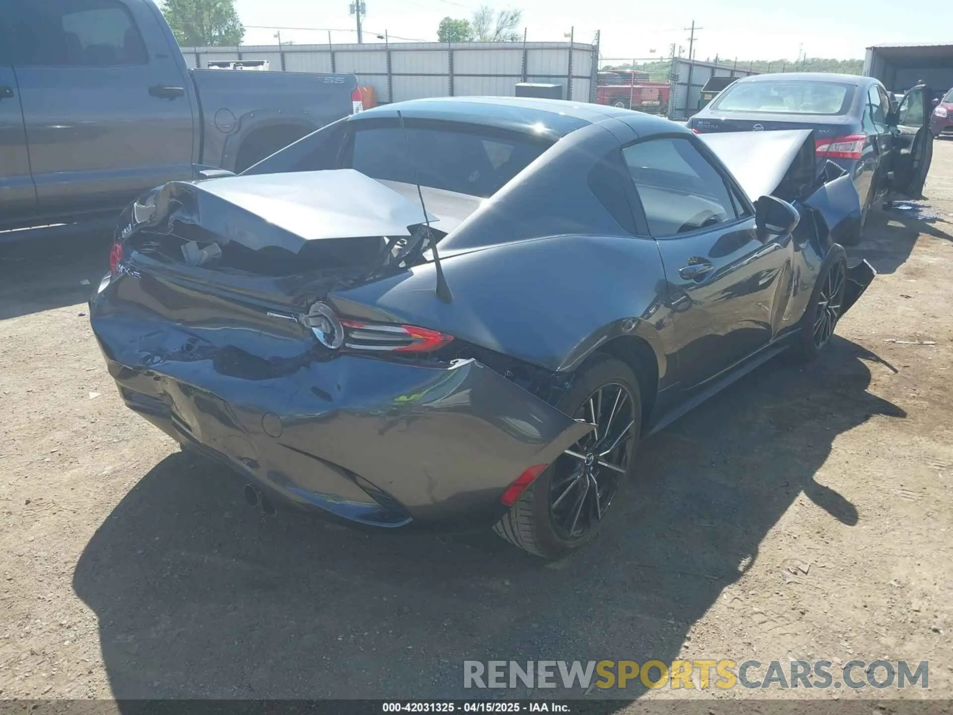 4 fotografías del automóvil dañado JM1NDAM7XR0607527 MAZDA MX-5 MIATA RF 2024