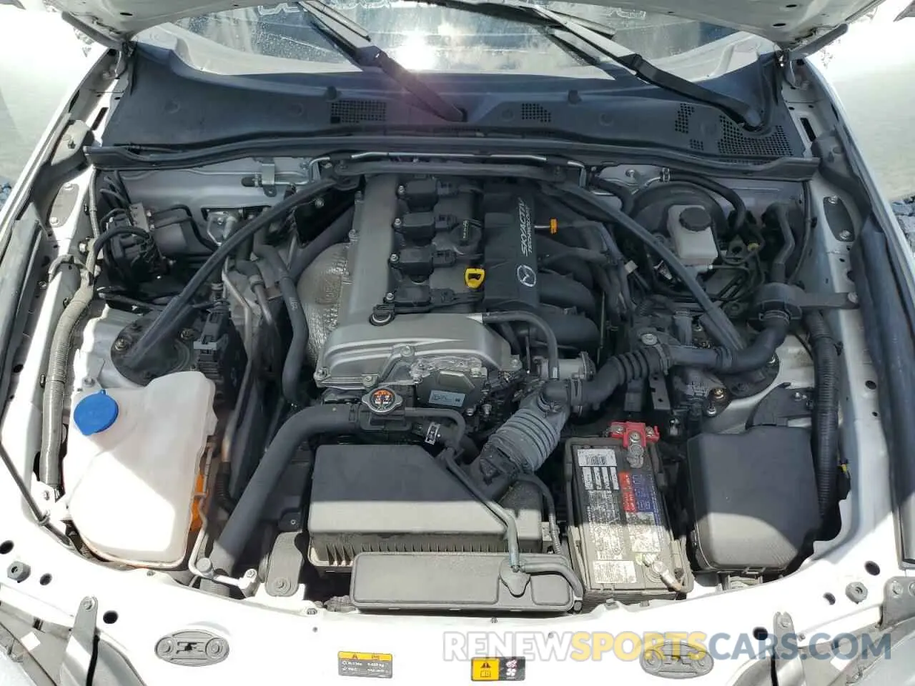 11 fotografías del automóvil dañado JM1NDAC73K0304418 MAZDA MX5 2019