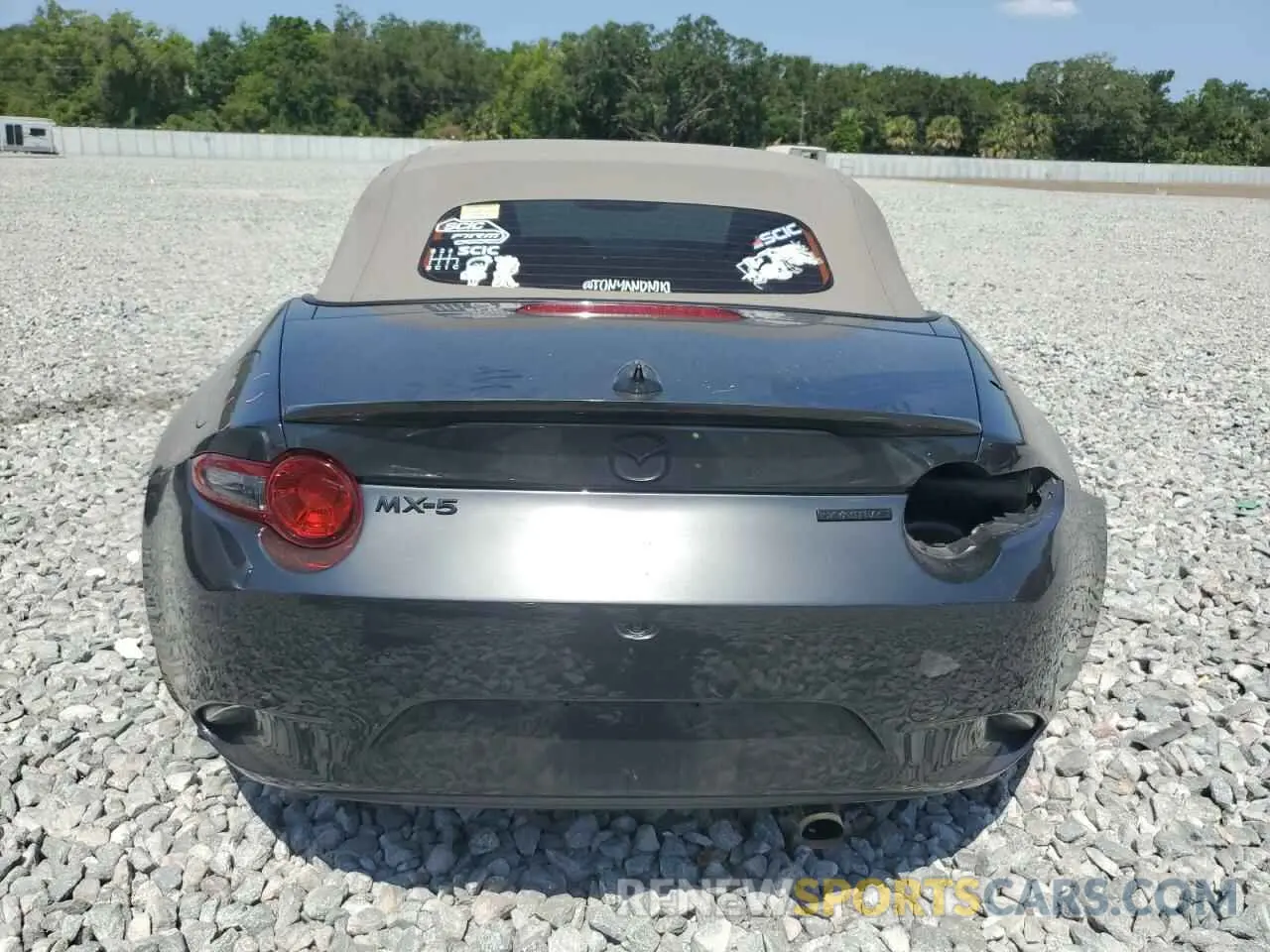 6 fotografías del automóvil dañado JM1NDAD77L0414873 MAZDA MX5 2020