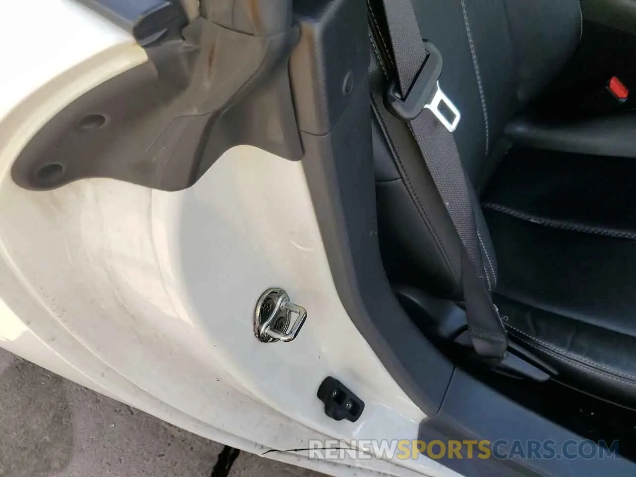 11 fotografías del automóvil dañado JM1NDAD79L0416642 MAZDA MX5 2020