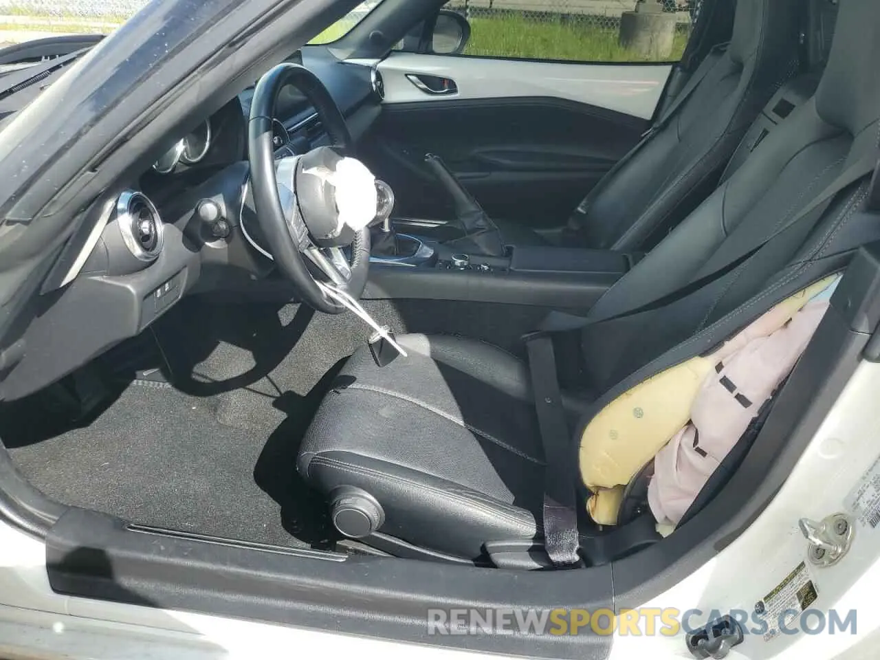 7 fotografías del automóvil dañado JM1NDAD79L0416642 MAZDA MX5 2020