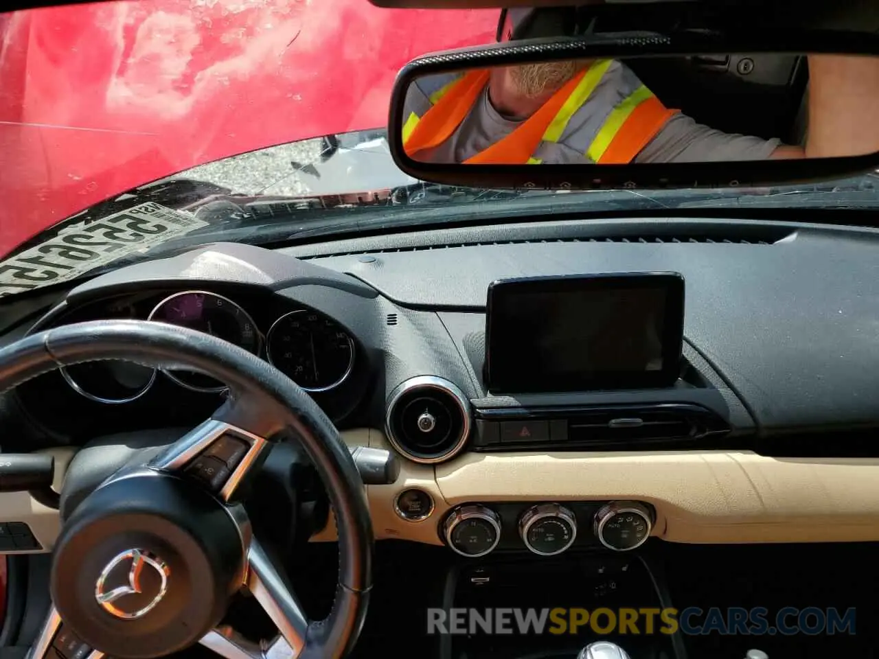 8 fotografías del automóvil dañado JM1NDAM70L0414102 MAZDA MX5 2020