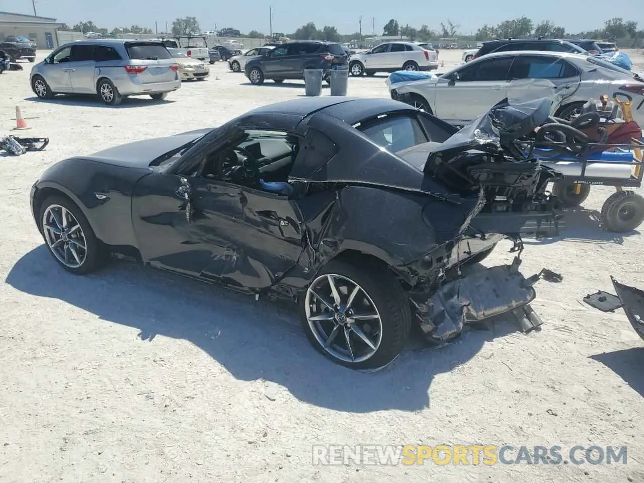 2 fotografías del automóvil dañado JM1NDAM7XN0506840 MAZDA MX5 2022