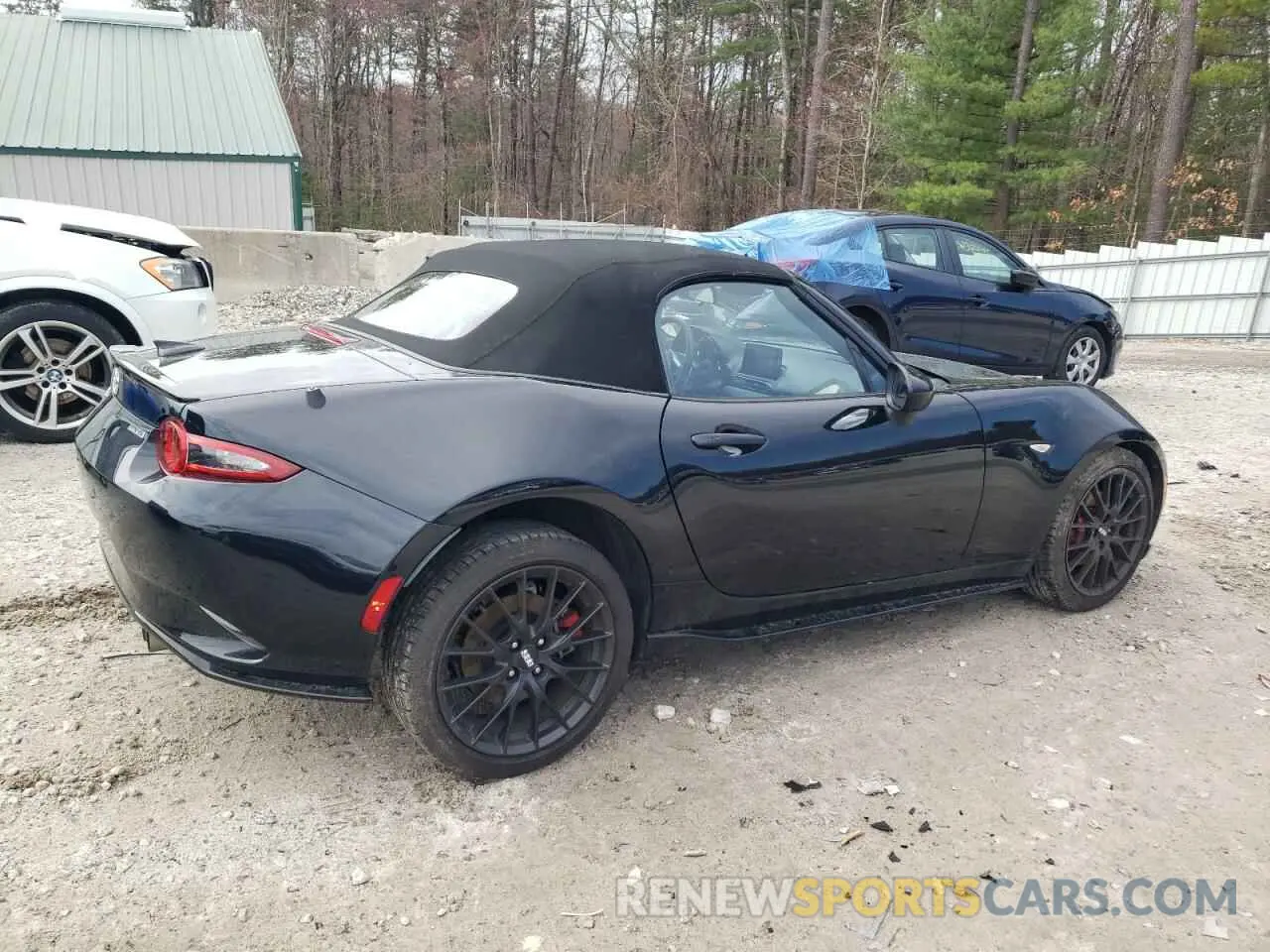 3 fotografías del automóvil dañado JM1NDAC79P0561025 MAZDA MX5 2023