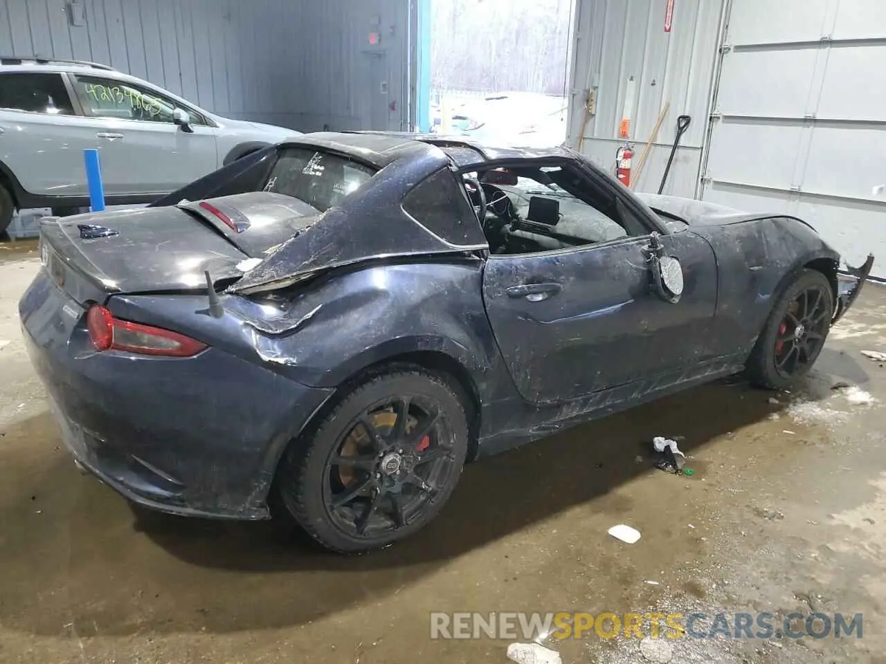 3 fotografías del automóvil dañado JM1NDAL72P0559035 MAZDA MX5 2023