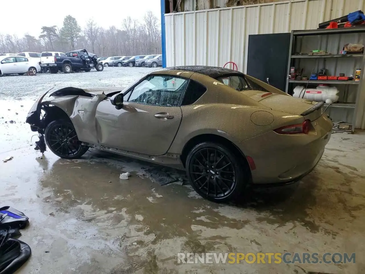 2 fotografías del automóvil dañado JM1NDAL76P0553173 MAZDA MX5 2023