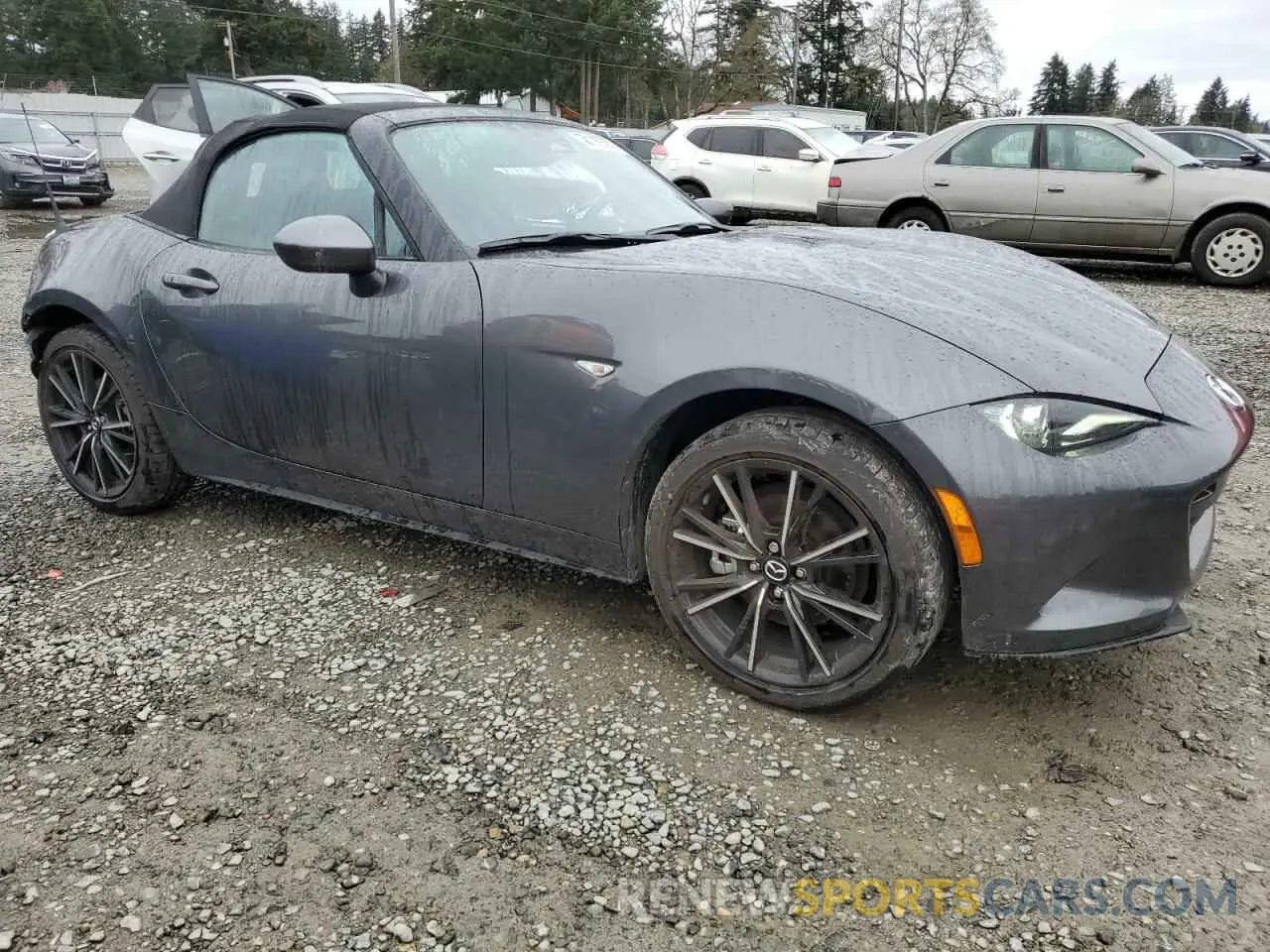 4 fotografías del automóvil dañado JM1NDAD78R0602844 MAZDA MX5 2024
