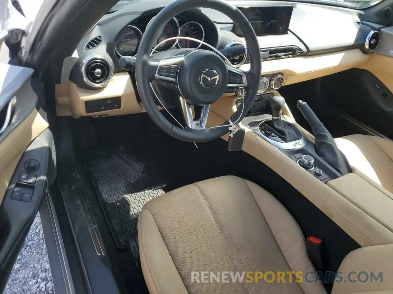 8 fotografías del automóvil dañado JM1NDAM70R0601686 MAZDA MX5 2024