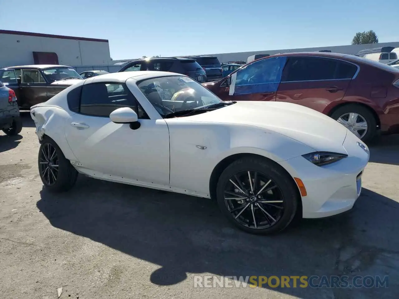 4 fotografías del automóvil dañado JM1NDAM76R0602972 MAZDA MX5 2024