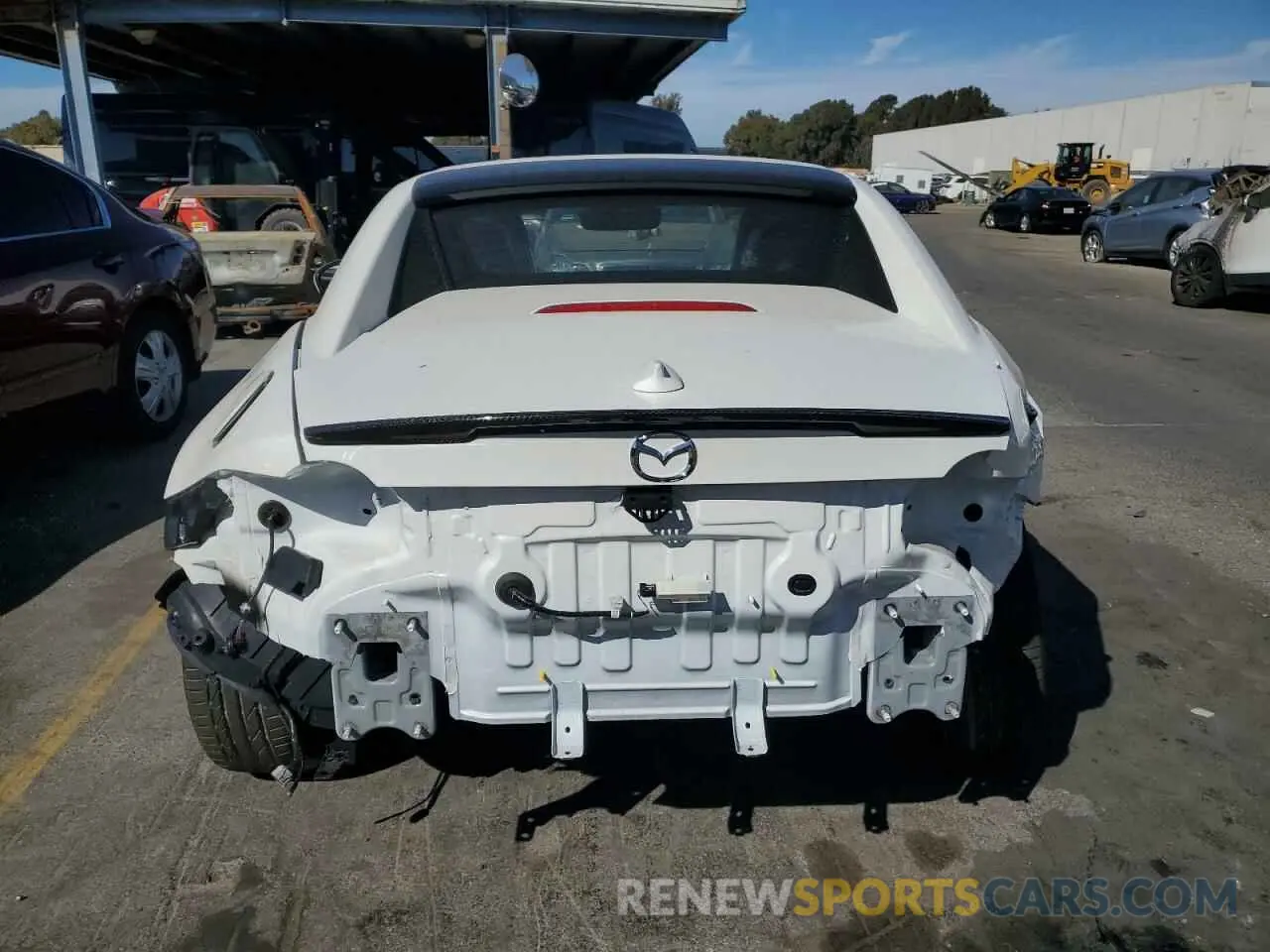 6 fotografías del automóvil dañado JM1NDAM76R0602972 MAZDA MX5 2024