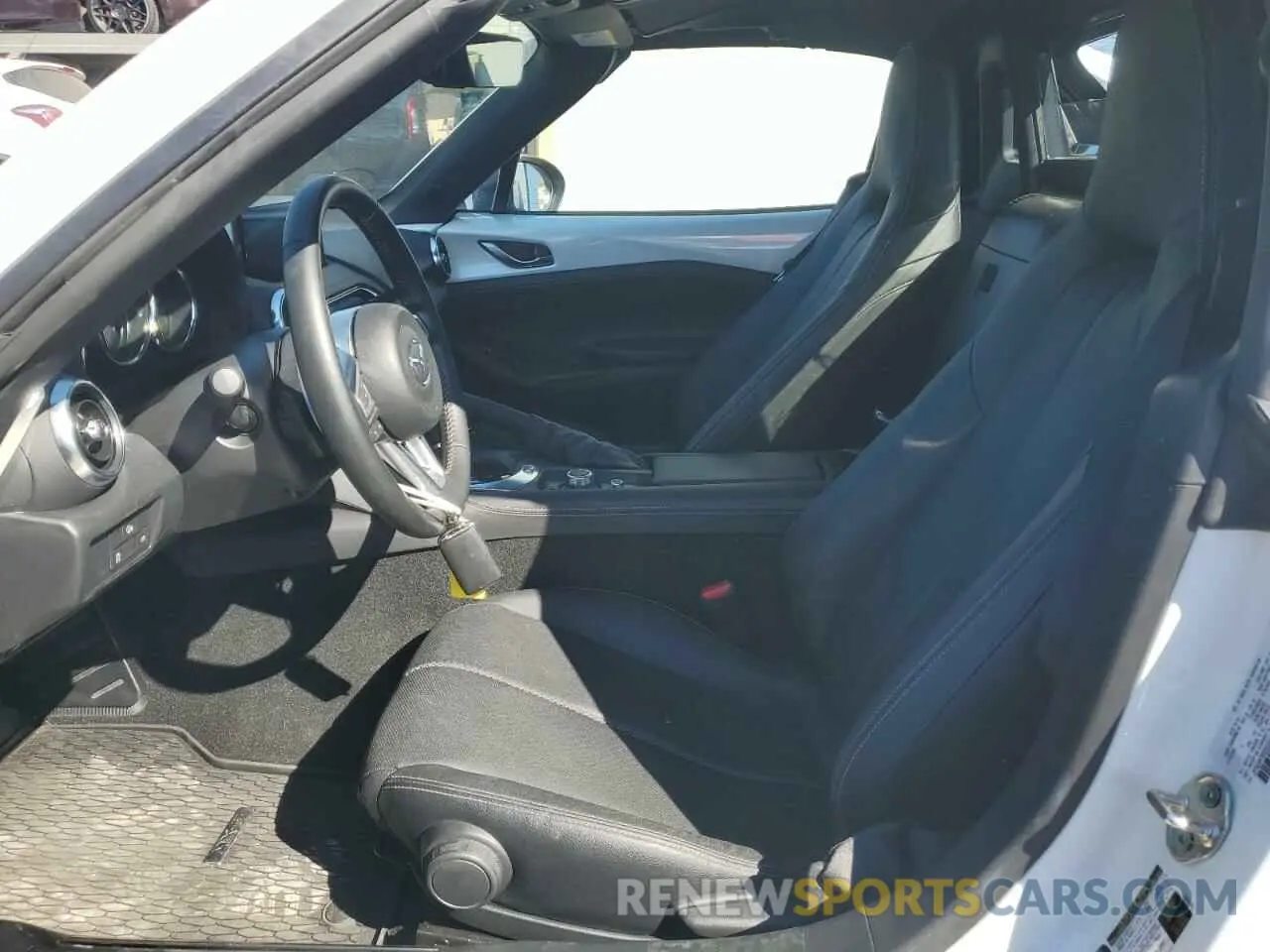 7 fotografías del automóvil dañado JM1NDAM76R0602972 MAZDA MX5 2024