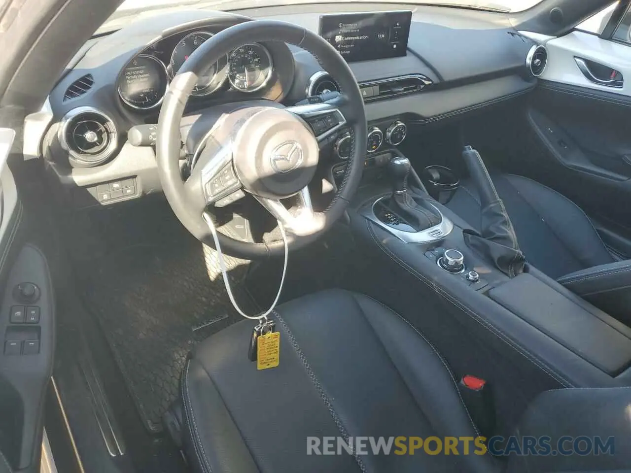 8 fotografías del automóvil dañado JM1NDAM76R0602972 MAZDA MX5 2024