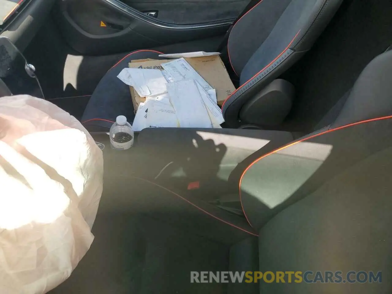 8 fotografías del automóvil dañado SBM16BEA8SW002943 MCLAREN AUTOMOTIVE ARTURA 2025