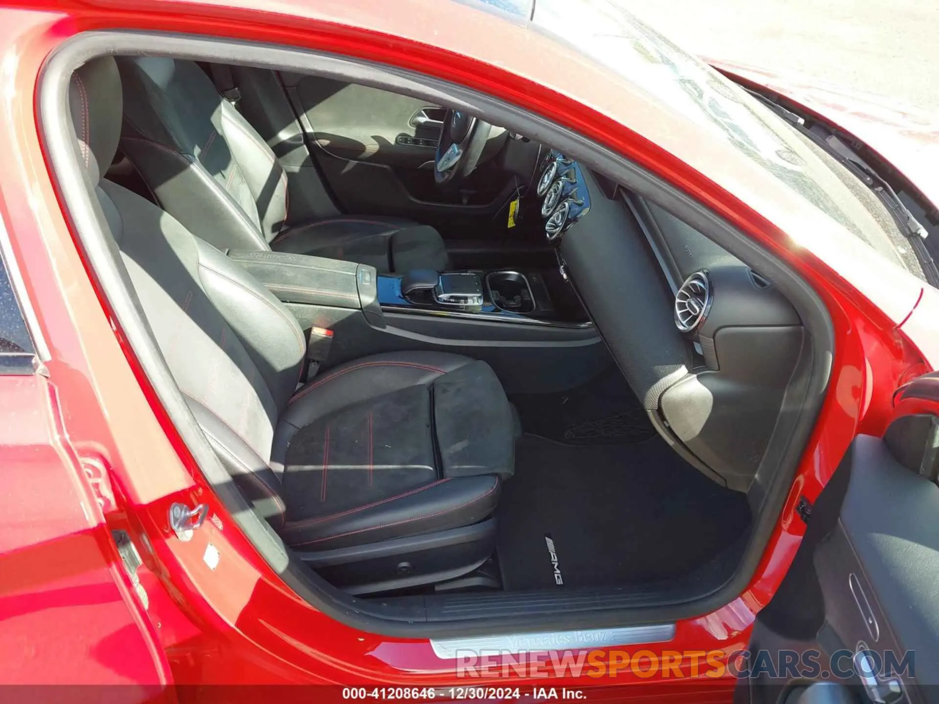 5 fotografías del automóvil dañado WDD3G4FB3KW019379 MERCEDES-BENZ A 2019