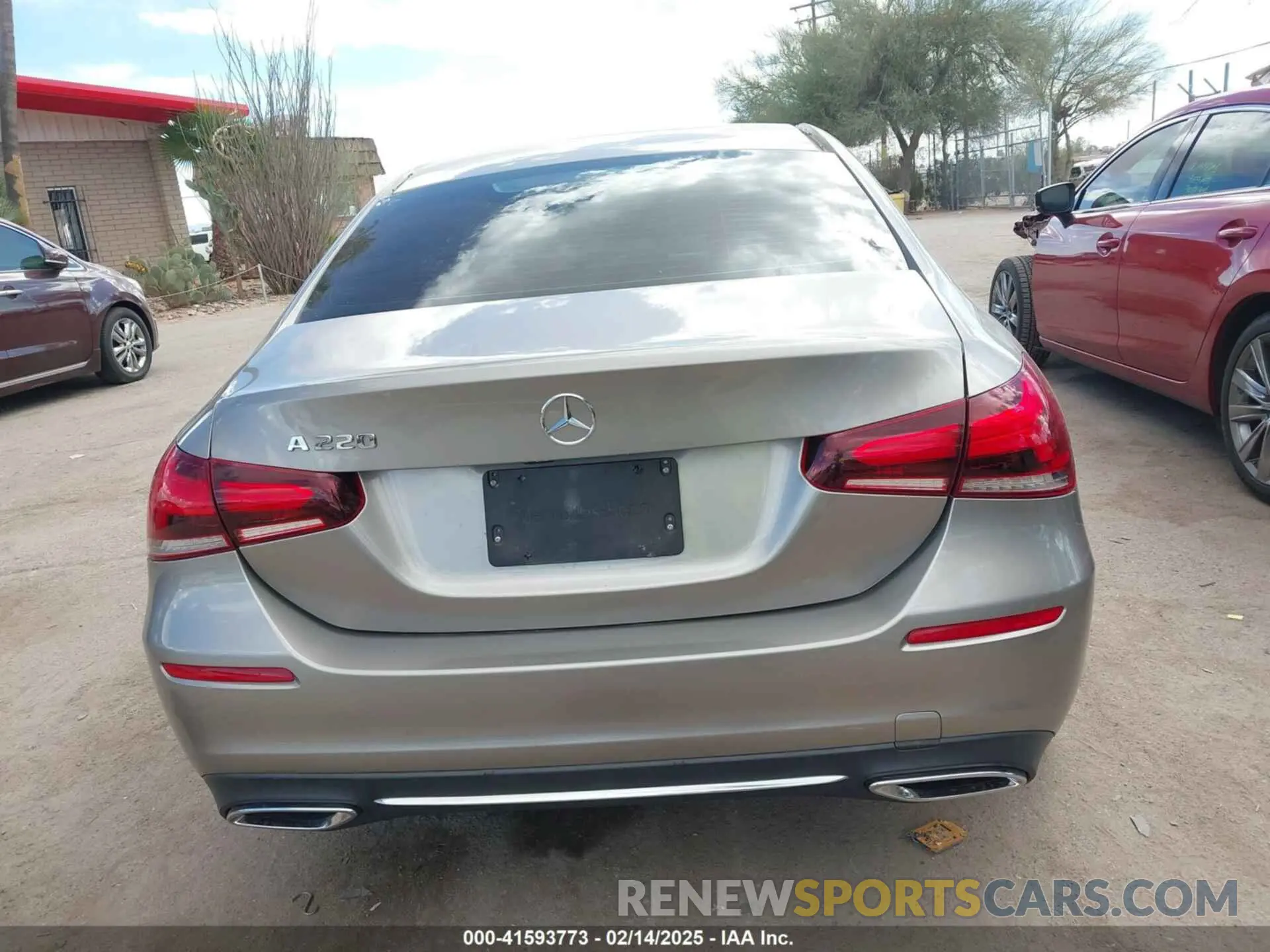 17 fotografías del automóvil dañado WDD3G4EB0KW002184 MERCEDES-BENZ A 220 2019