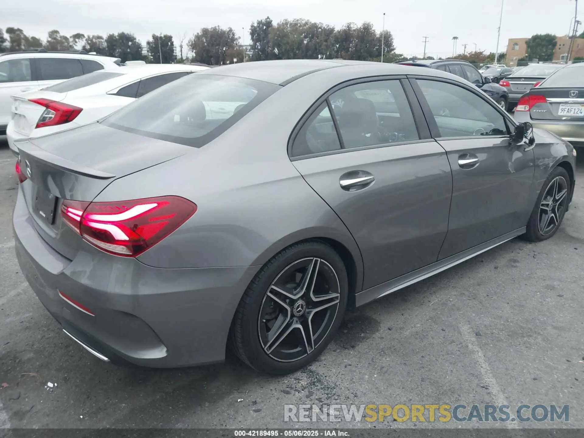 4 fotografías del automóvil dañado WDD3G4EB1KW002713 MERCEDES-BENZ A 220 2019
