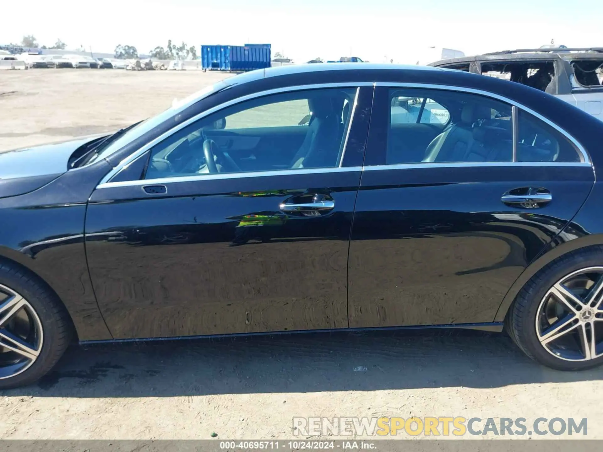 15 fotografías del automóvil dañado WDD3G4EB1KW022153 MERCEDES-BENZ A 220 2019