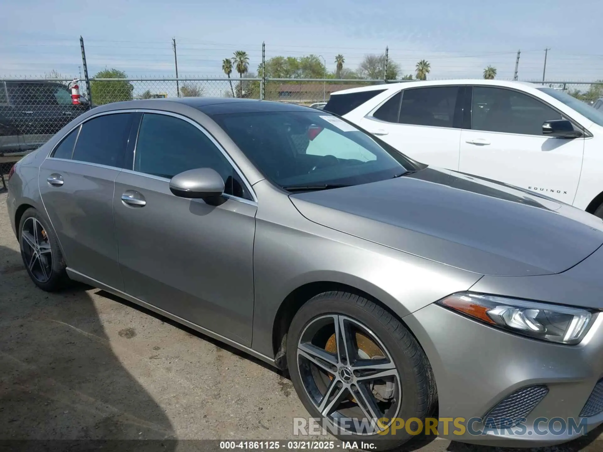 13 fotografías del automóvil dañado WDD3G4EB1KW025196 MERCEDES-BENZ A 220 2019
