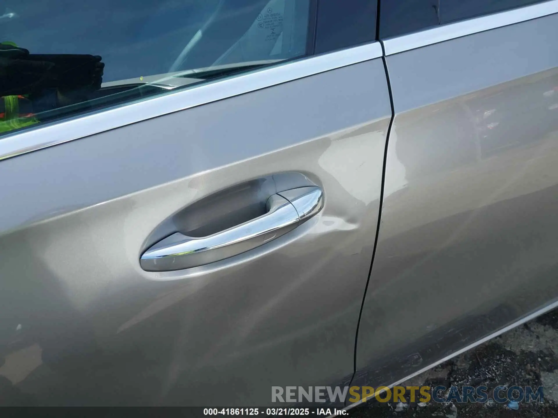 17 fotografías del automóvil dañado WDD3G4EB1KW025196 MERCEDES-BENZ A 220 2019