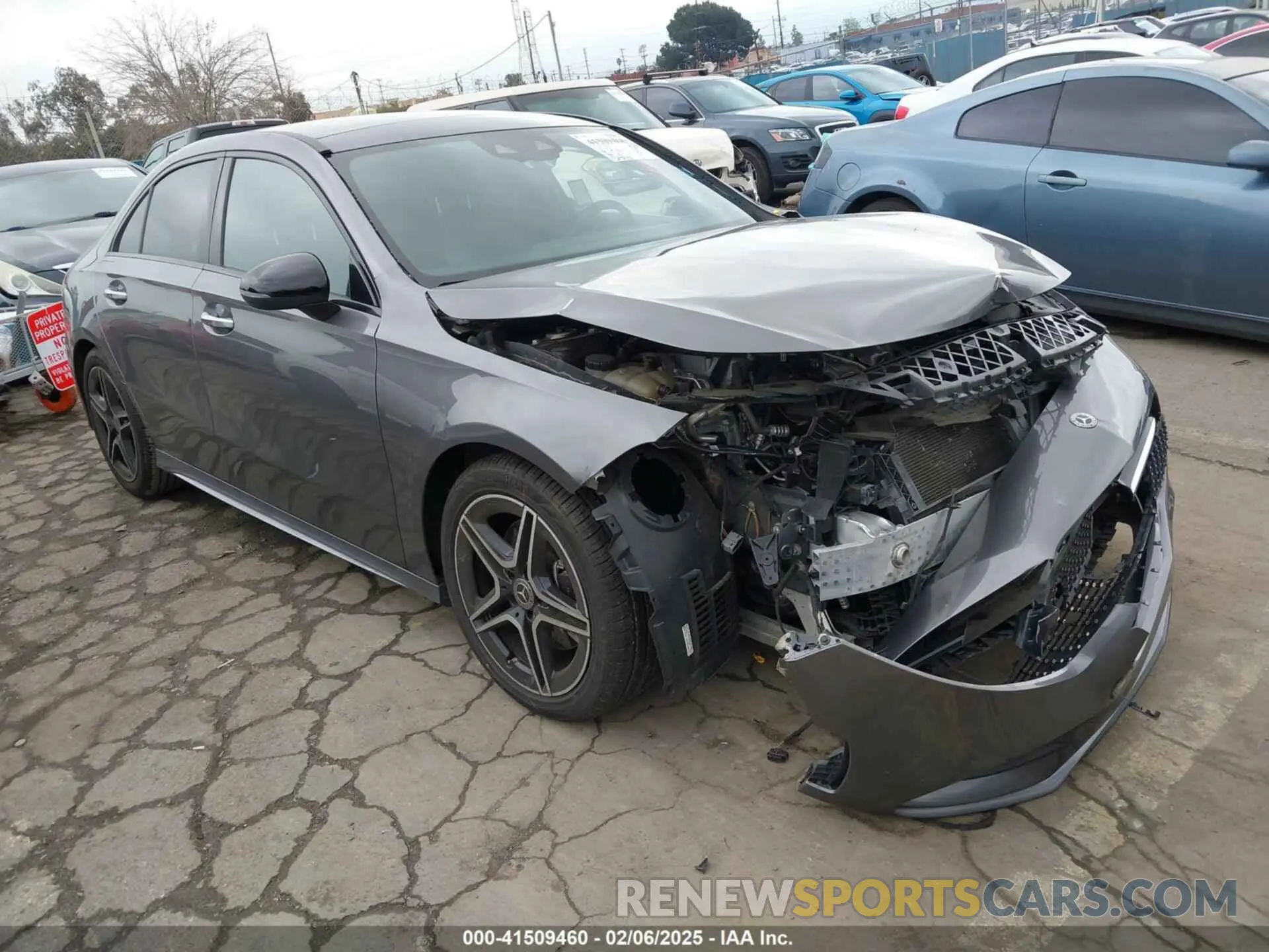 1 fotografías del automóvil dañado WDD3G4EB2KW003031 MERCEDES-BENZ A 220 2019