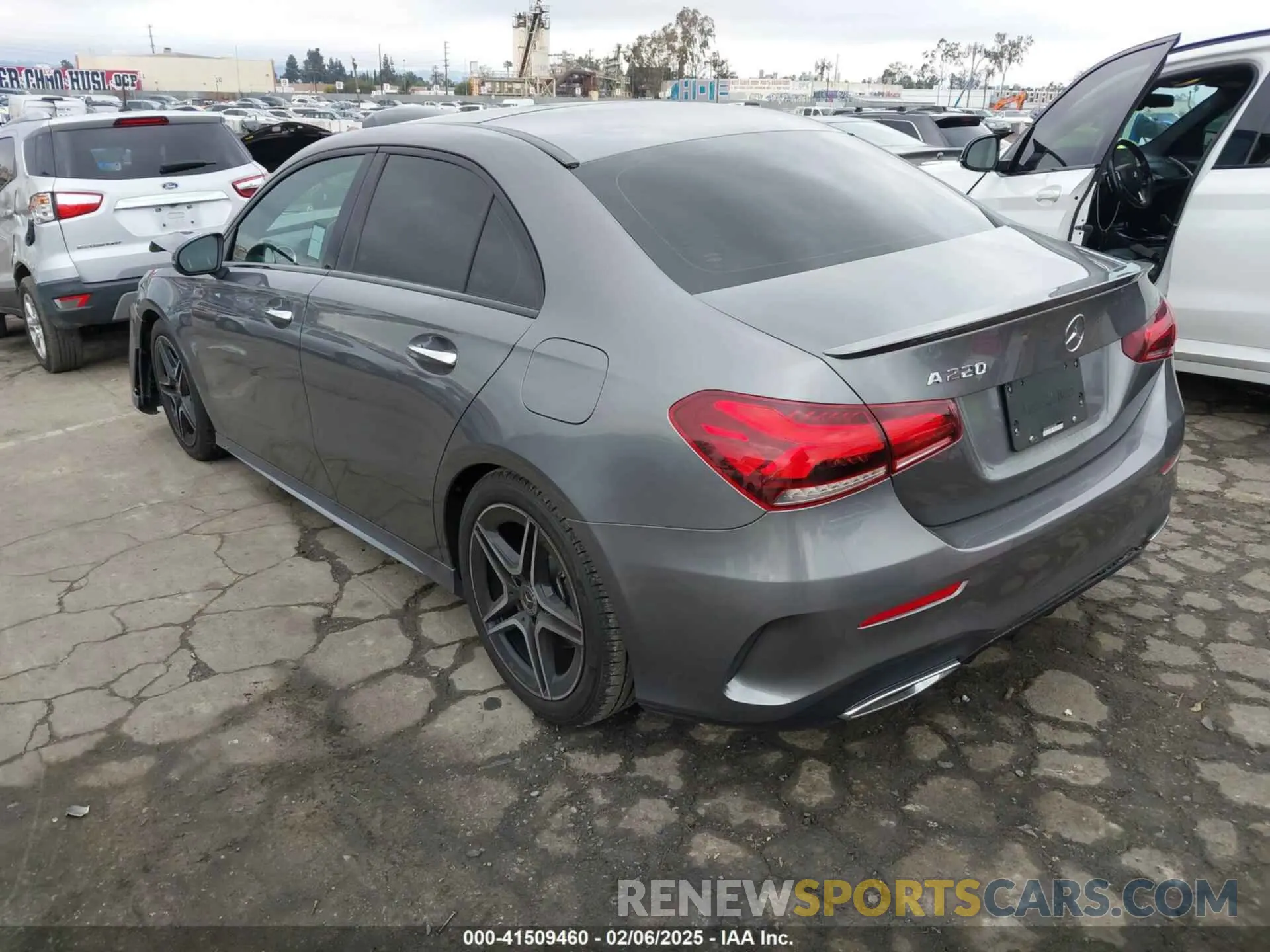 3 fotografías del automóvil dañado WDD3G4EB2KW003031 MERCEDES-BENZ A 220 2019