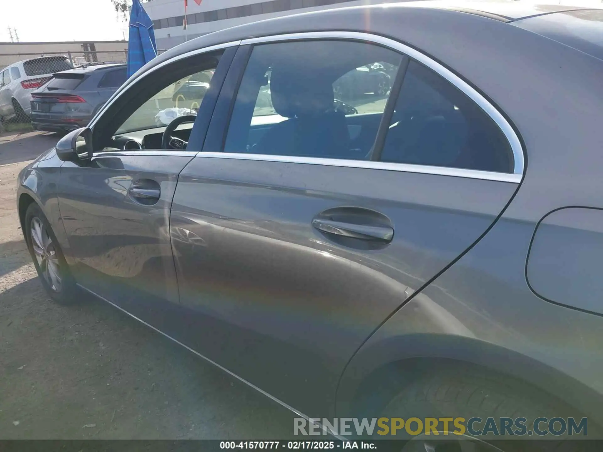 14 fotografías del automóvil dañado WDD3G4EB3KW025944 MERCEDES-BENZ A 220 2019