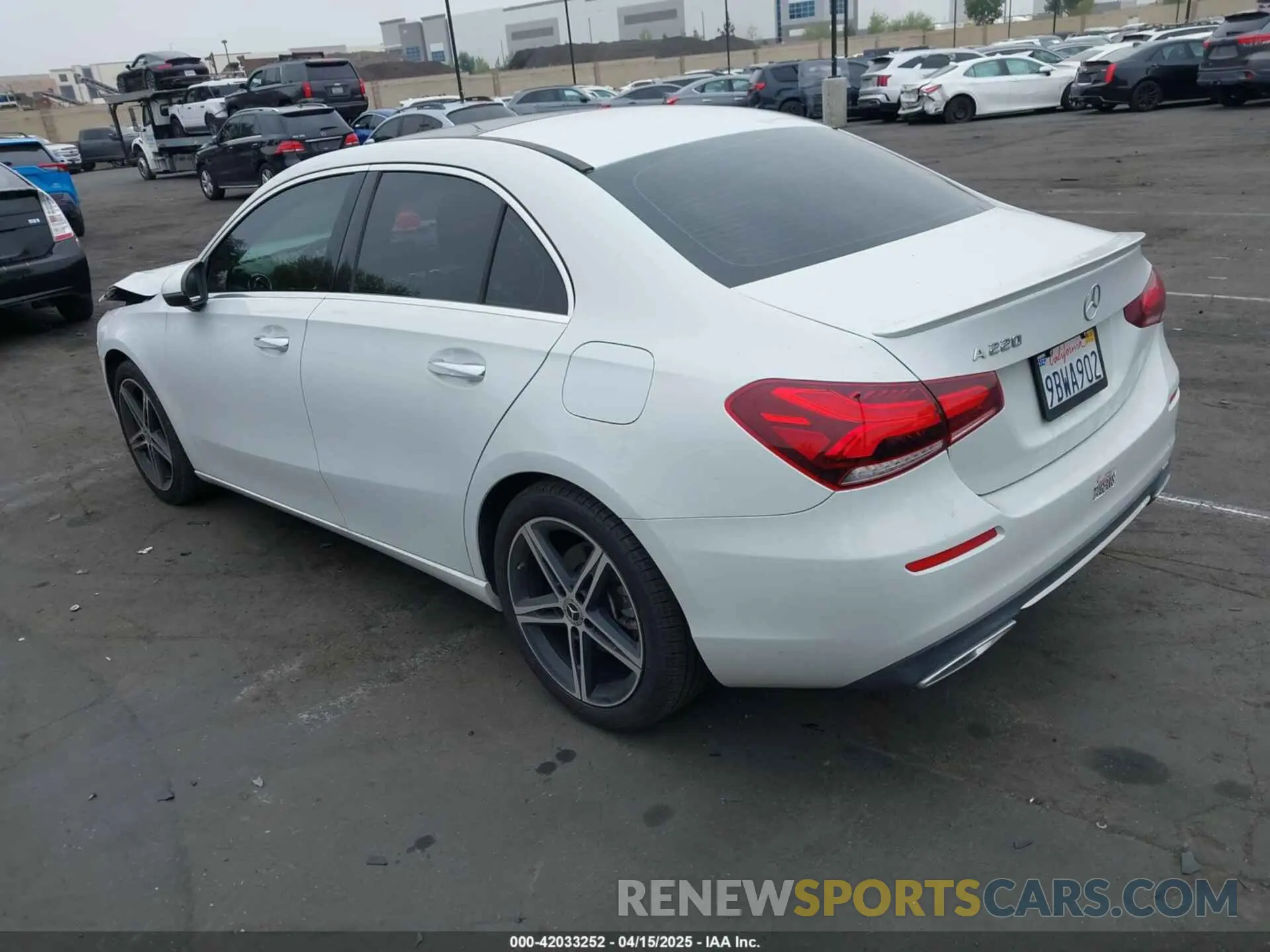 3 fotografías del automóvil dañado WDD3G4EB3KW027838 MERCEDES-BENZ A 220 2019
