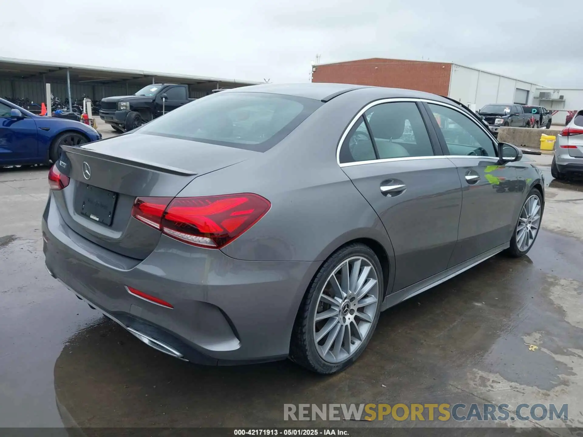 4 fotografías del automóvil dañado WDD3G4EB5KW018588 MERCEDES-BENZ A 220 2019