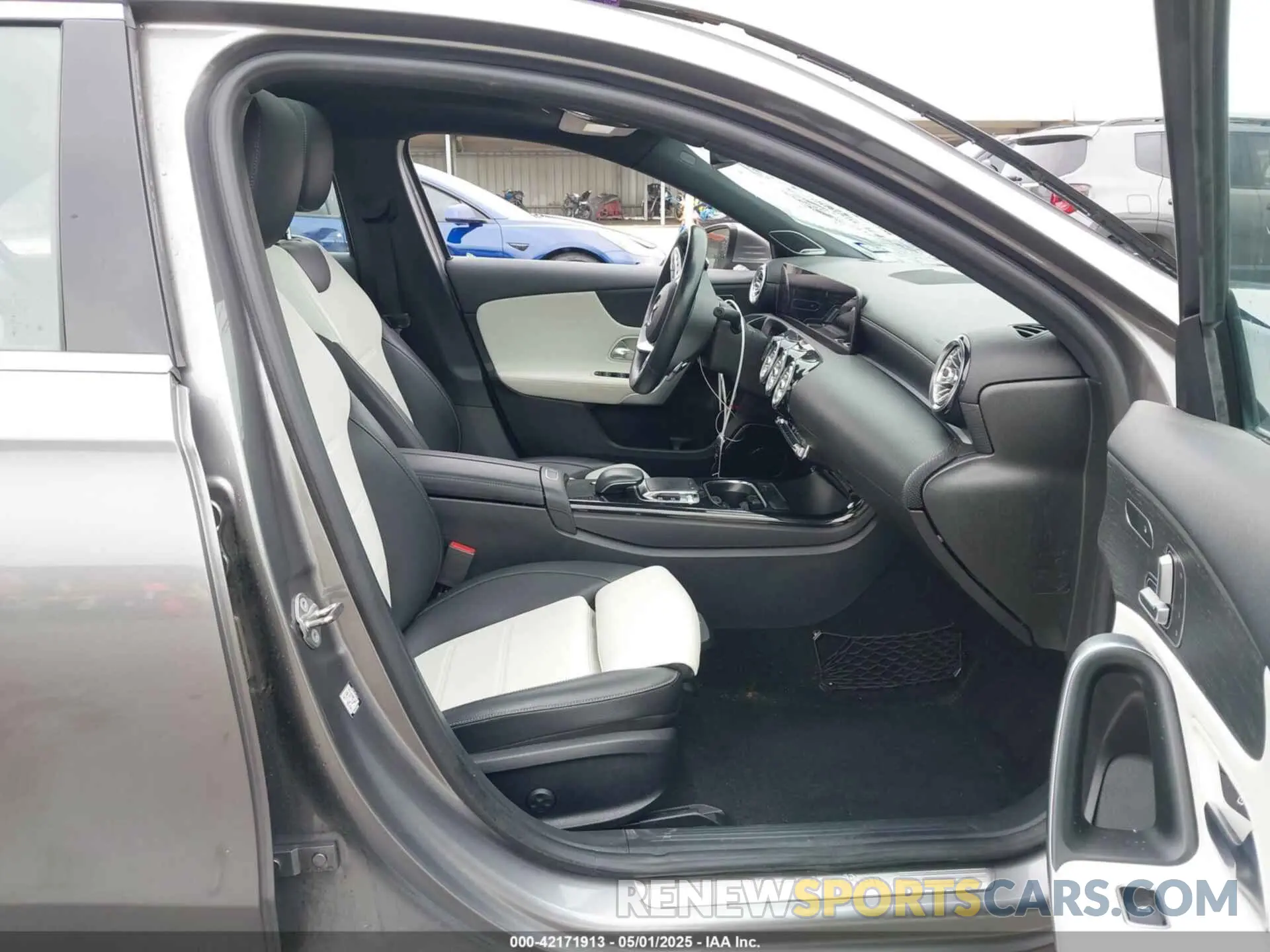 5 fotografías del automóvil dañado WDD3G4EB5KW018588 MERCEDES-BENZ A 220 2019