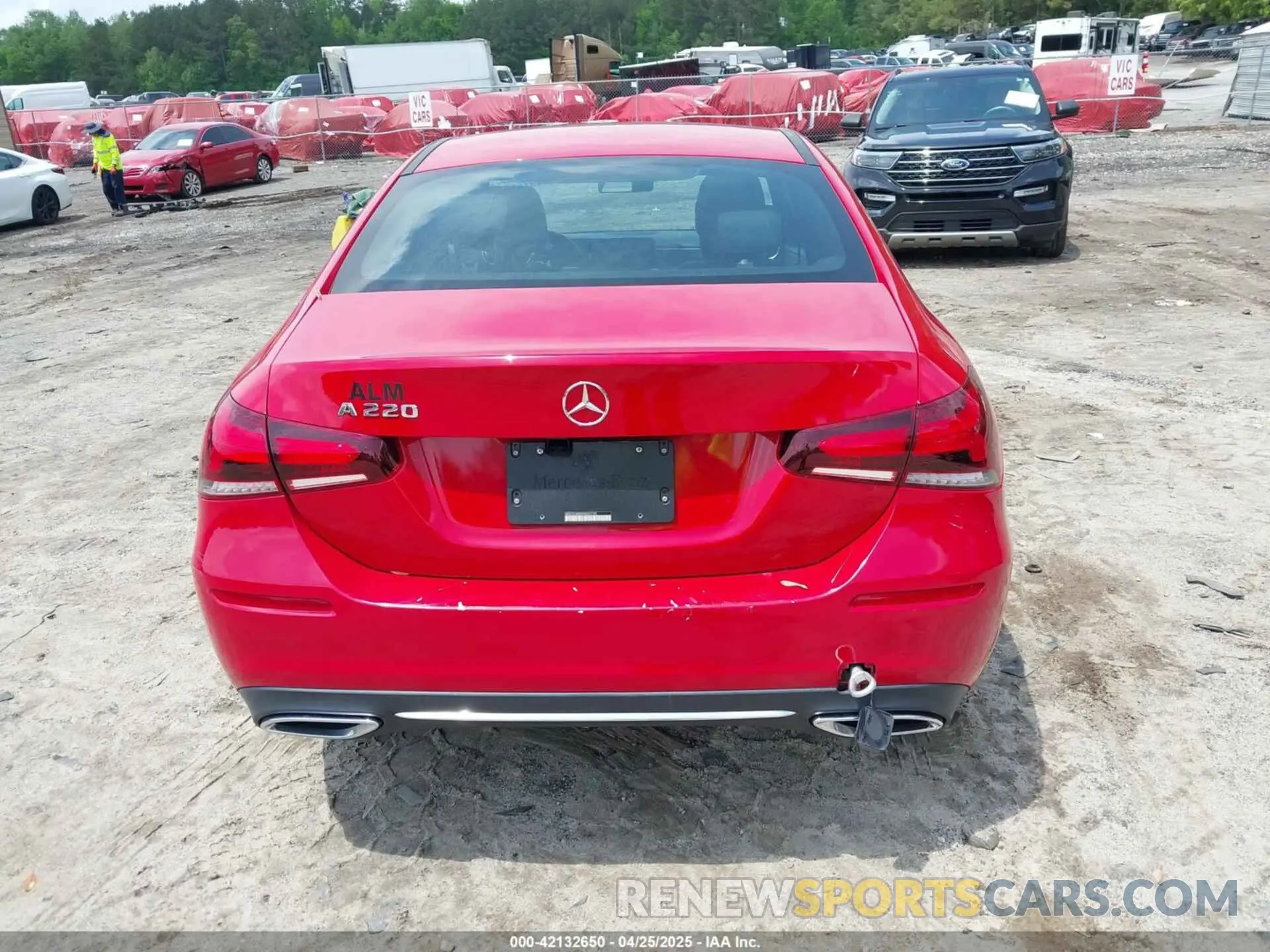 16 fotografías del automóvil dañado WDD3G4EB5KW022155 MERCEDES-BENZ A 220 2019