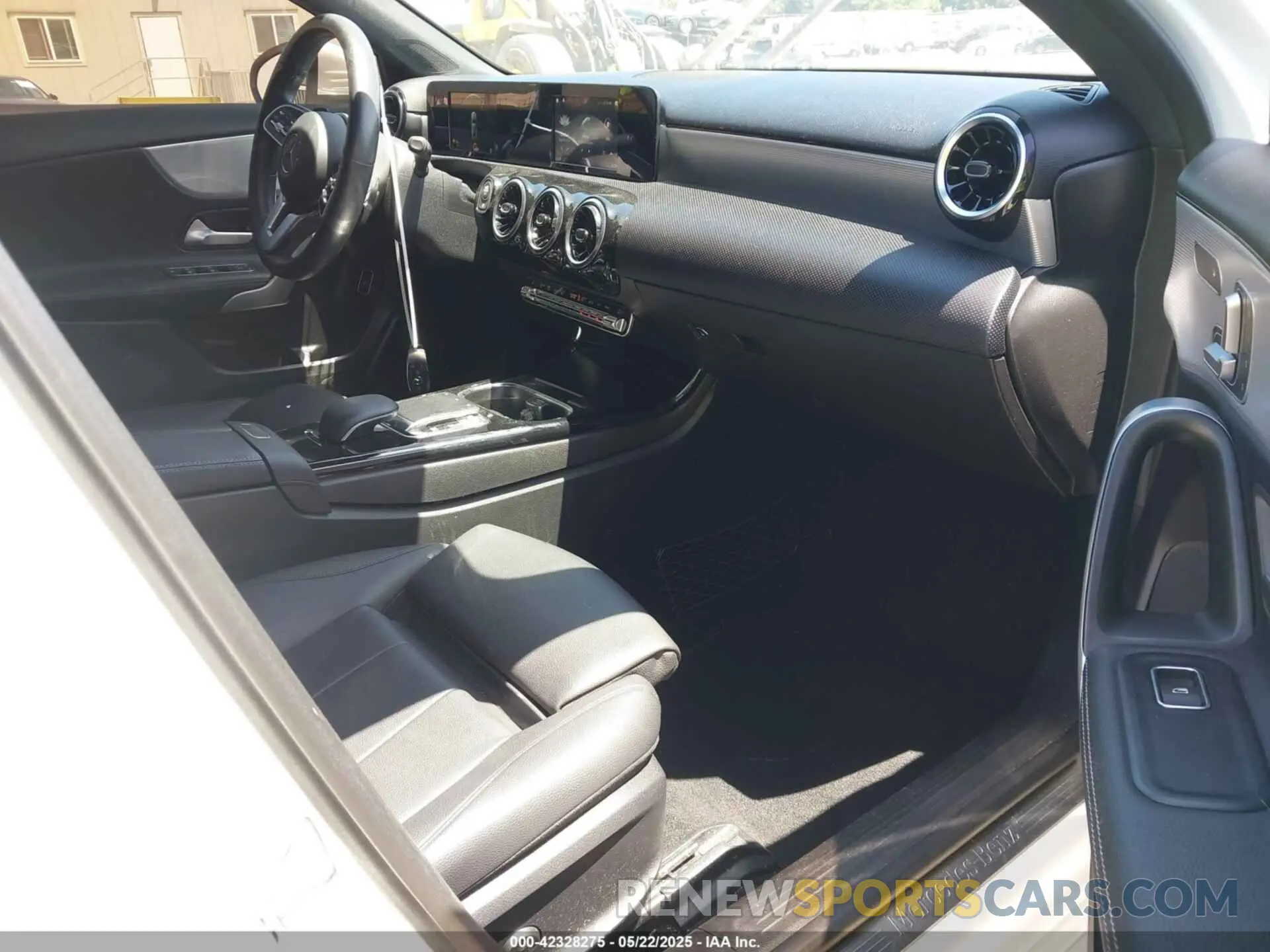 5 fotografías del automóvil dañado WDD3G4EB5KW026352 MERCEDES-BENZ A 220 2019