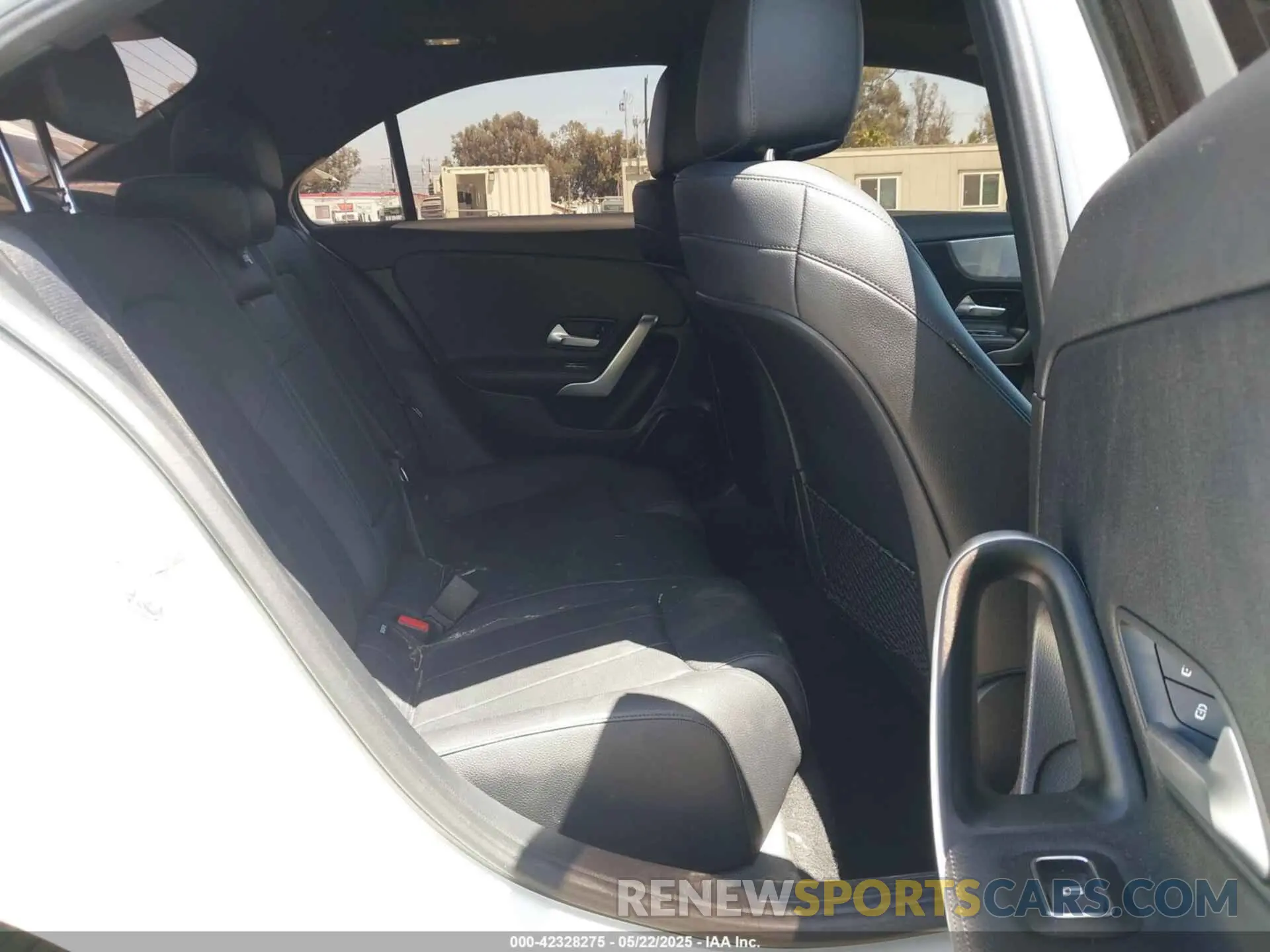 8 fotografías del automóvil dañado WDD3G4EB5KW026352 MERCEDES-BENZ A 220 2019