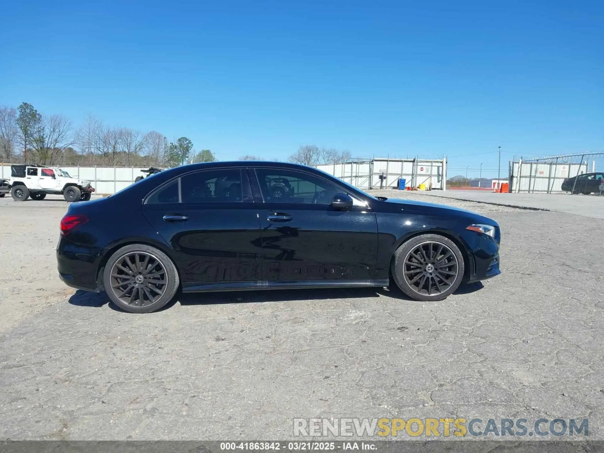 13 fotografías del automóvil dañado WDD3G4EB6KW028269 MERCEDES-BENZ A 220 2019