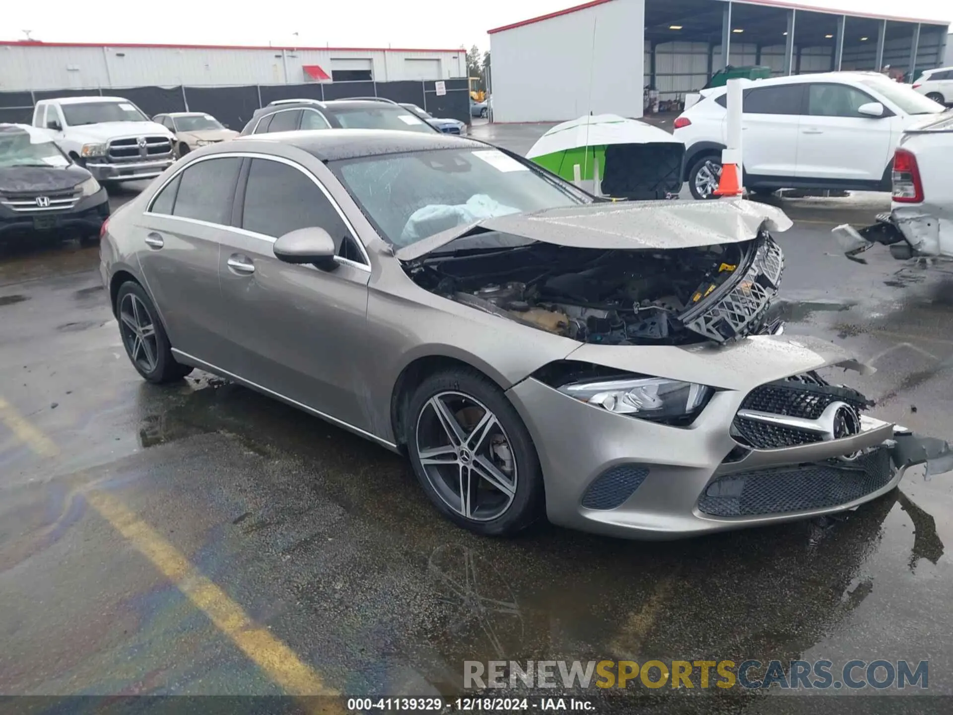 1 fotografías del automóvil dañado WDD3G4EB7KW001372 MERCEDES-BENZ A 220 2019