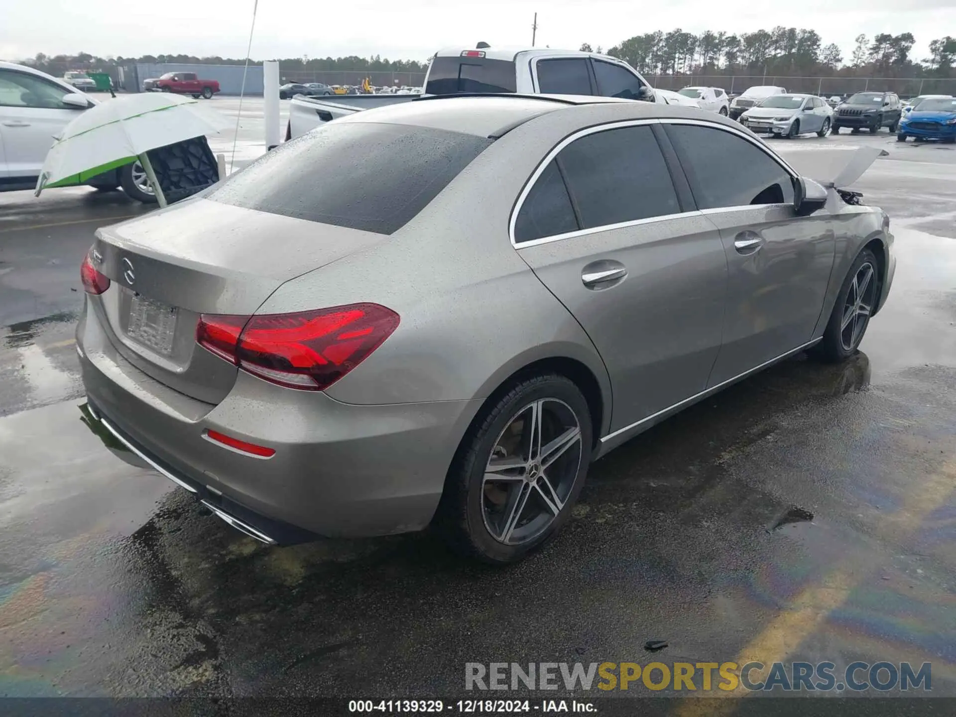 4 fotografías del automóvil dañado WDD3G4EB7KW001372 MERCEDES-BENZ A 220 2019