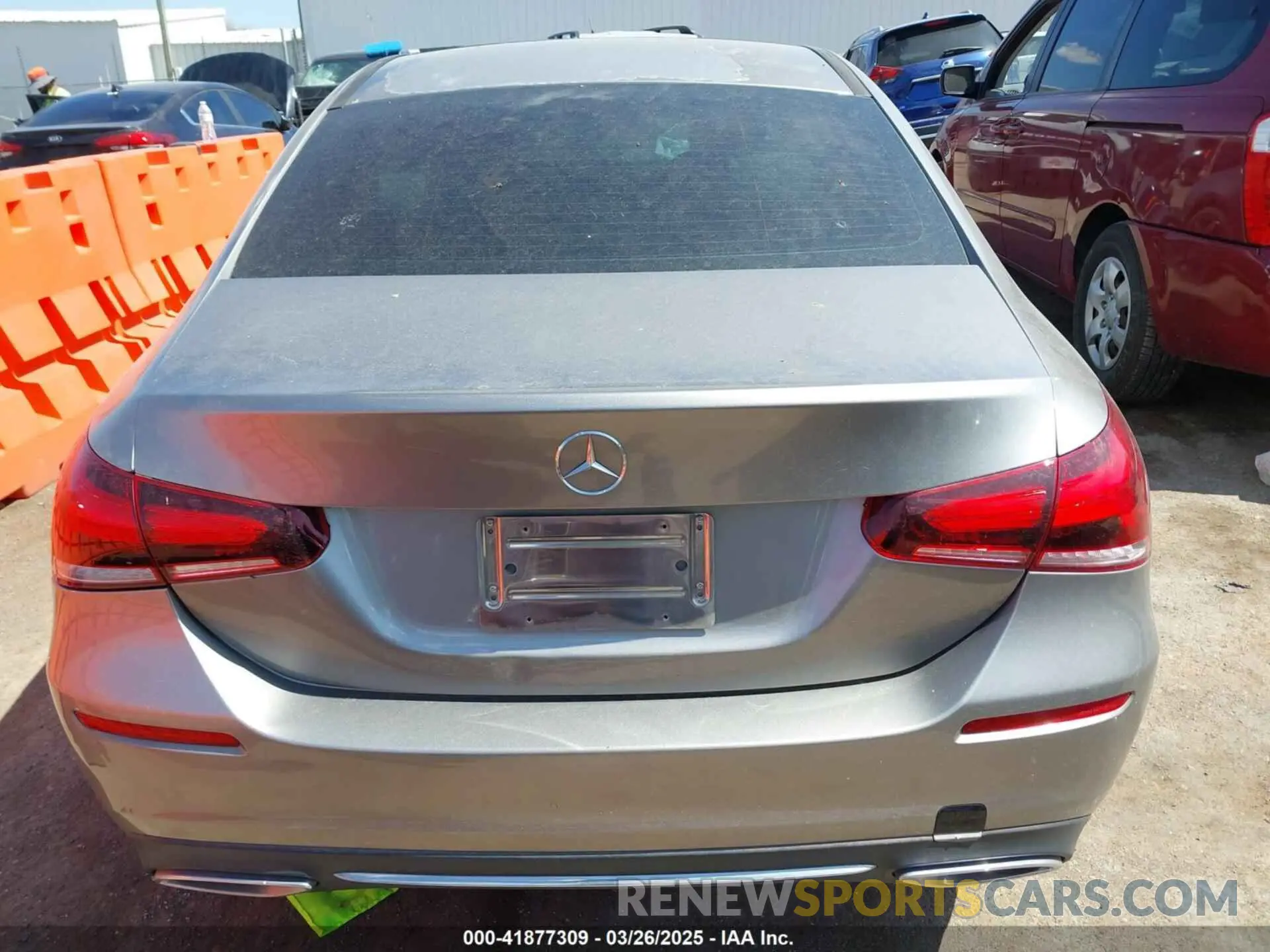 15 fotografías del automóvil dañado WDD3G4EB7KW002523 MERCEDES-BENZ A 220 2019