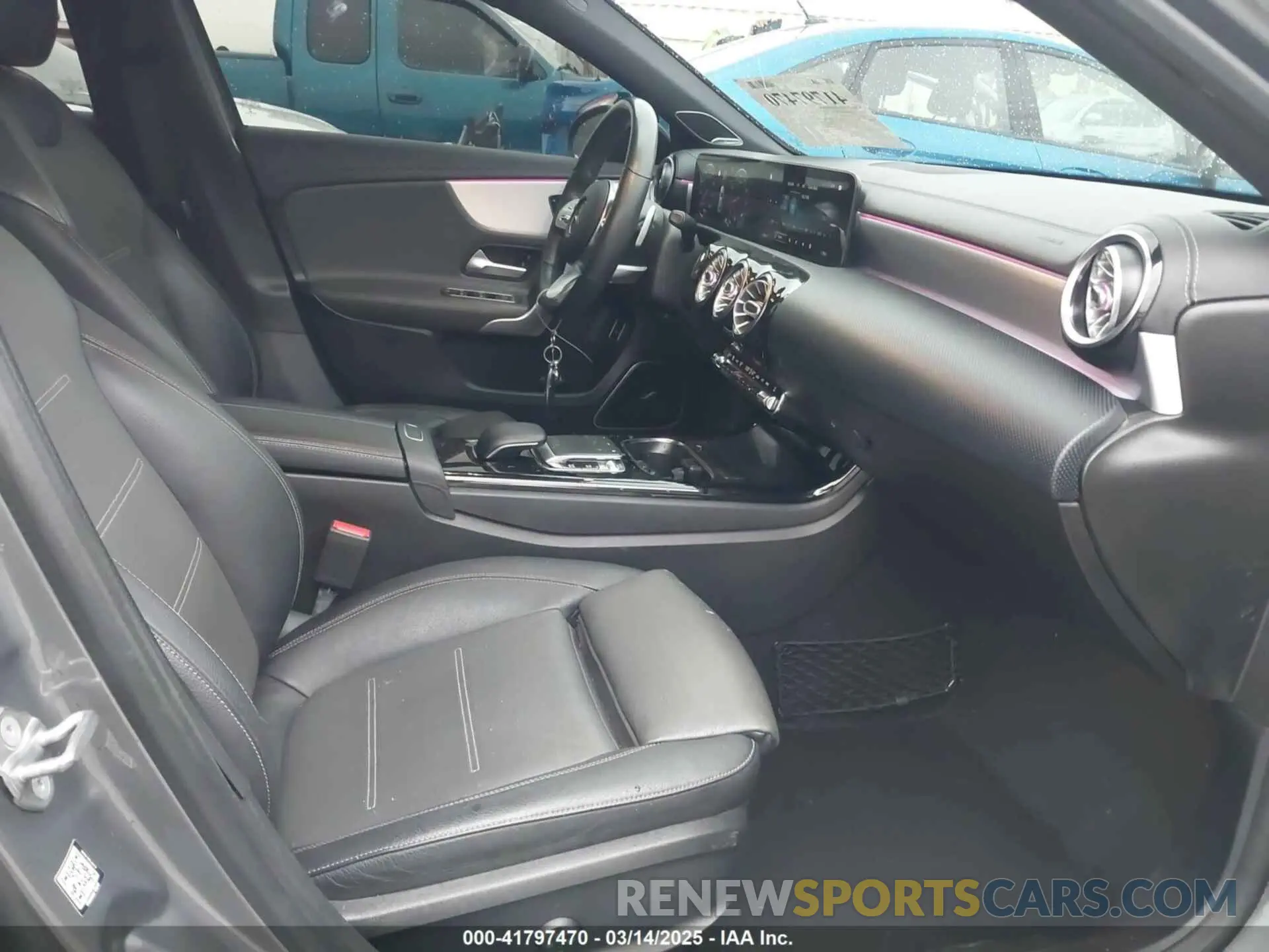 5 fotografías del automóvil dañado WDD3G4EB9KW002426 MERCEDES-BENZ A 220 2019