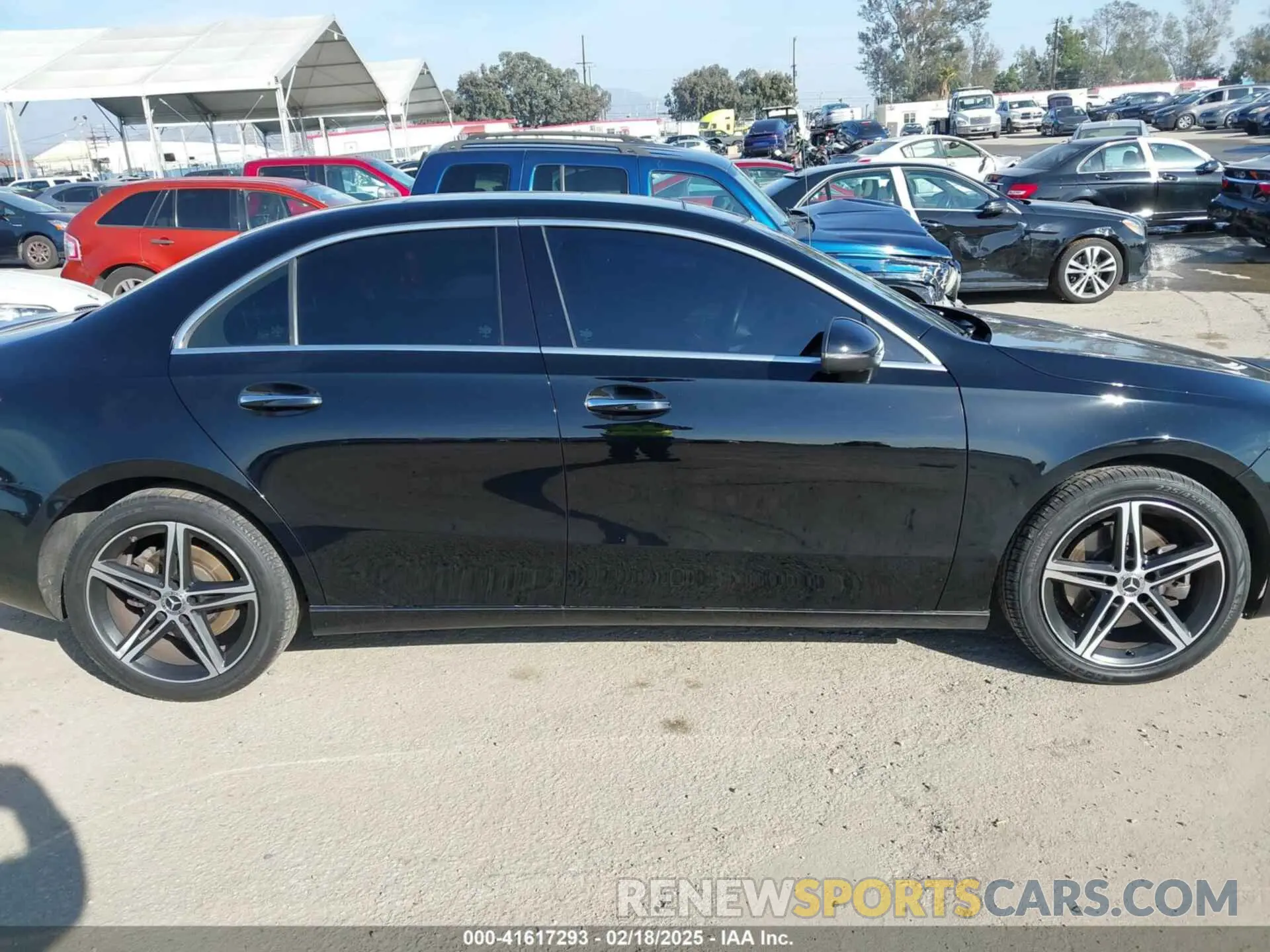 13 fotografías del automóvil dañado WDD3G4FB0KW007268 MERCEDES-BENZ A 220 2019
