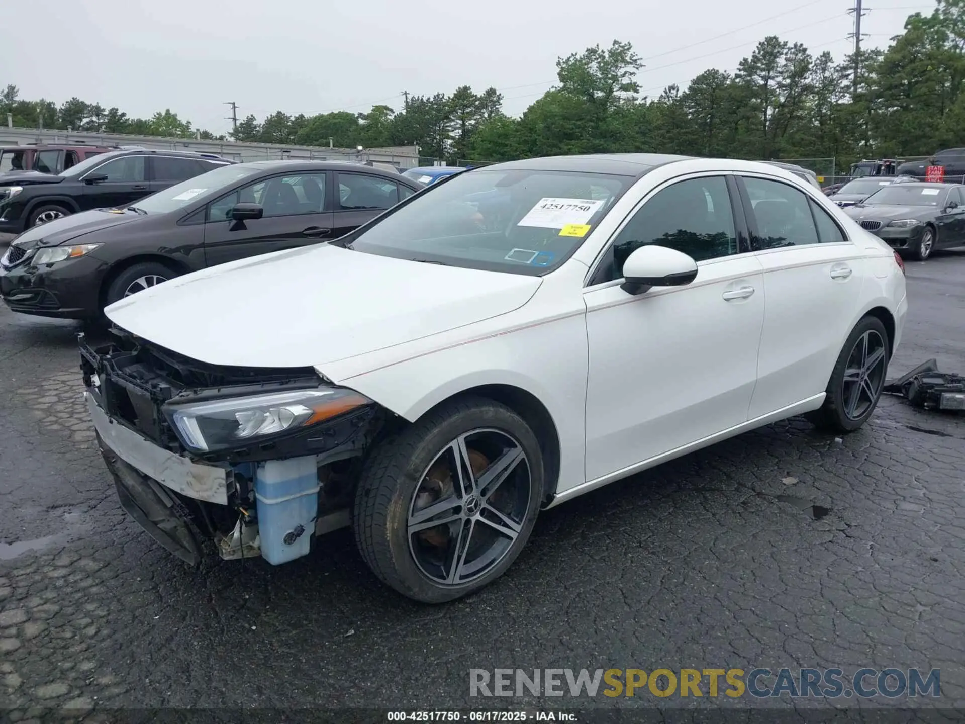 2 fotografías del automóvil dañado WDD3G4FB0KW035569 MERCEDES-BENZ A 220 2019