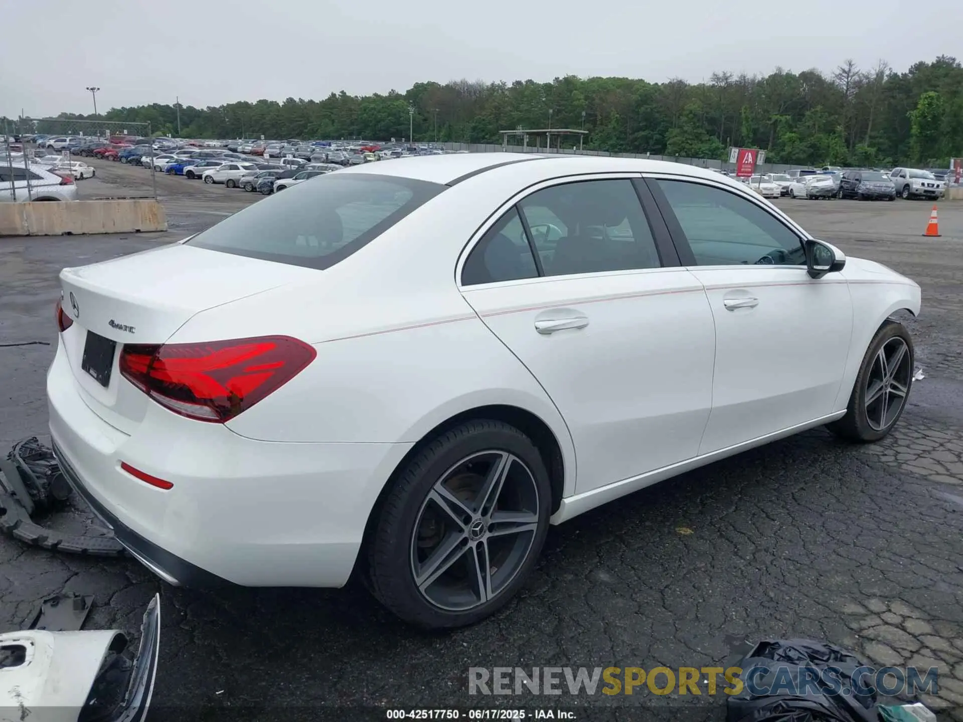4 fotografías del automóvil dañado WDD3G4FB0KW035569 MERCEDES-BENZ A 220 2019
