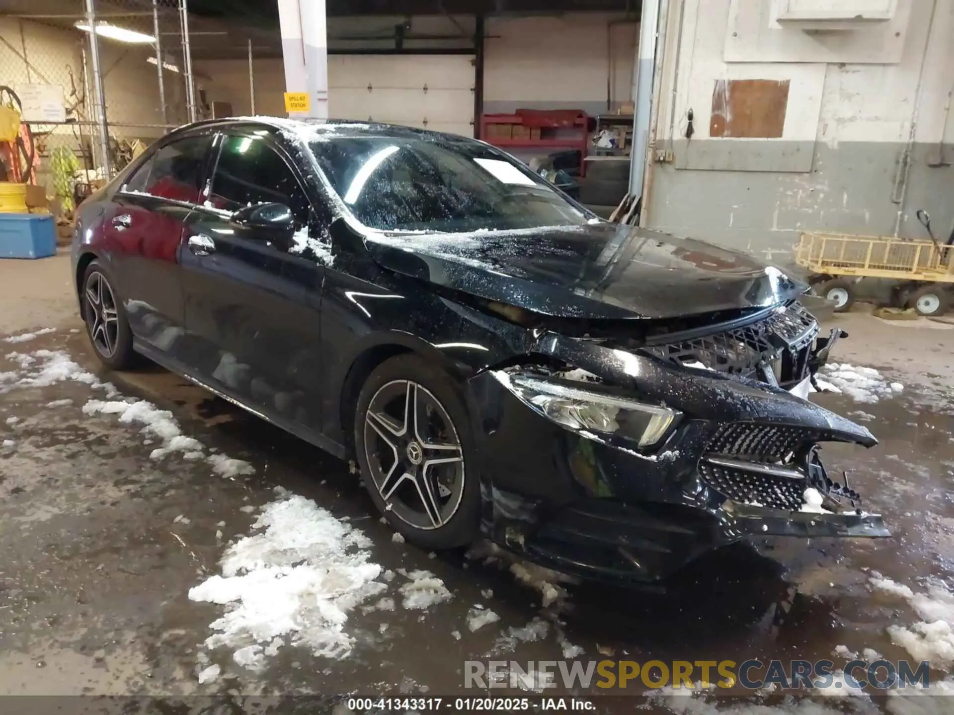 1 fotografías del automóvil dañado WDD3G4FB3KW019172 MERCEDES-BENZ A 220 2019