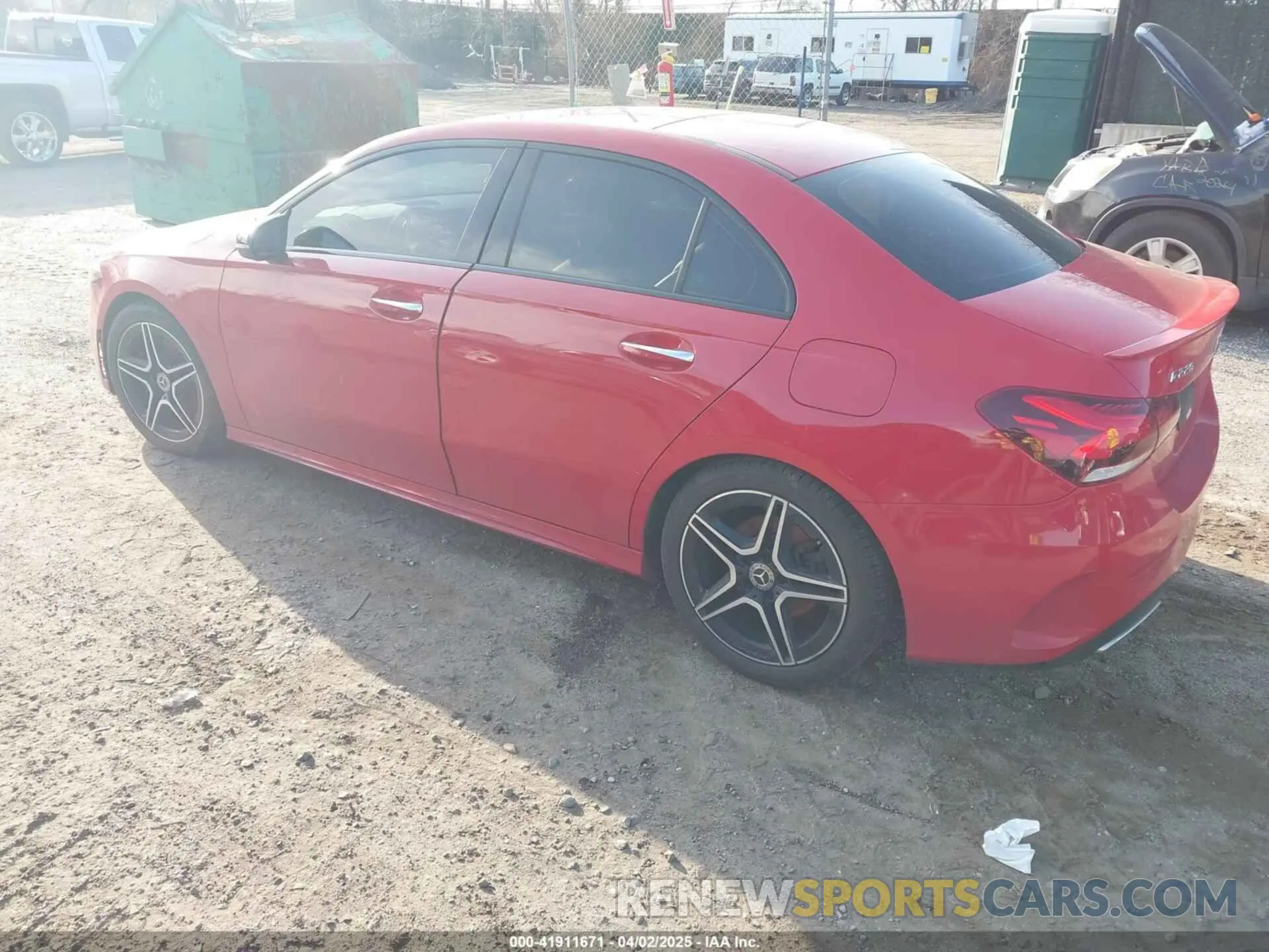 3 fotografías del automóvil dañado WDD3G4FB3KW025439 MERCEDES-BENZ A 220 2019