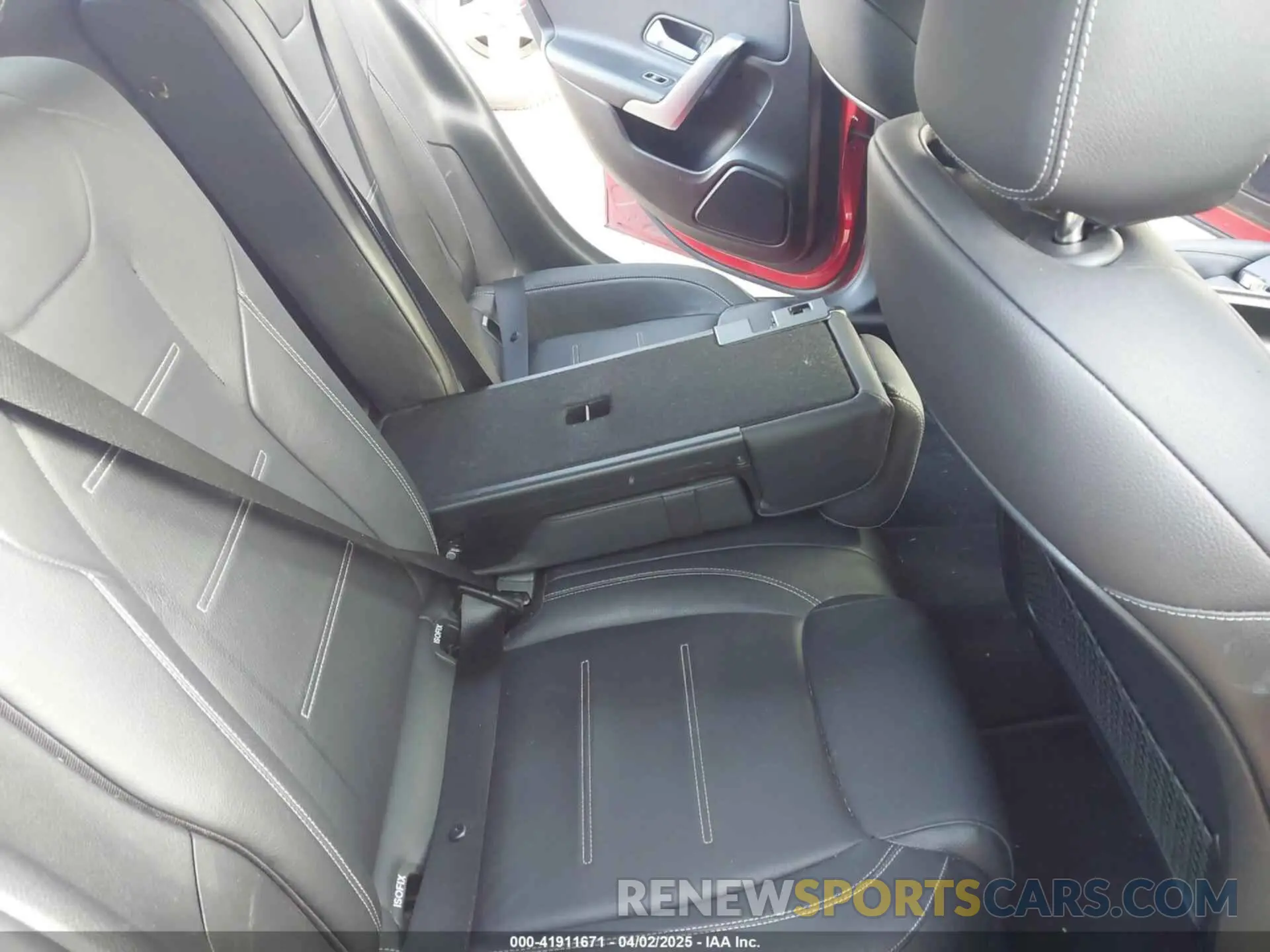 8 fotografías del automóvil dañado WDD3G4FB3KW025439 MERCEDES-BENZ A 220 2019