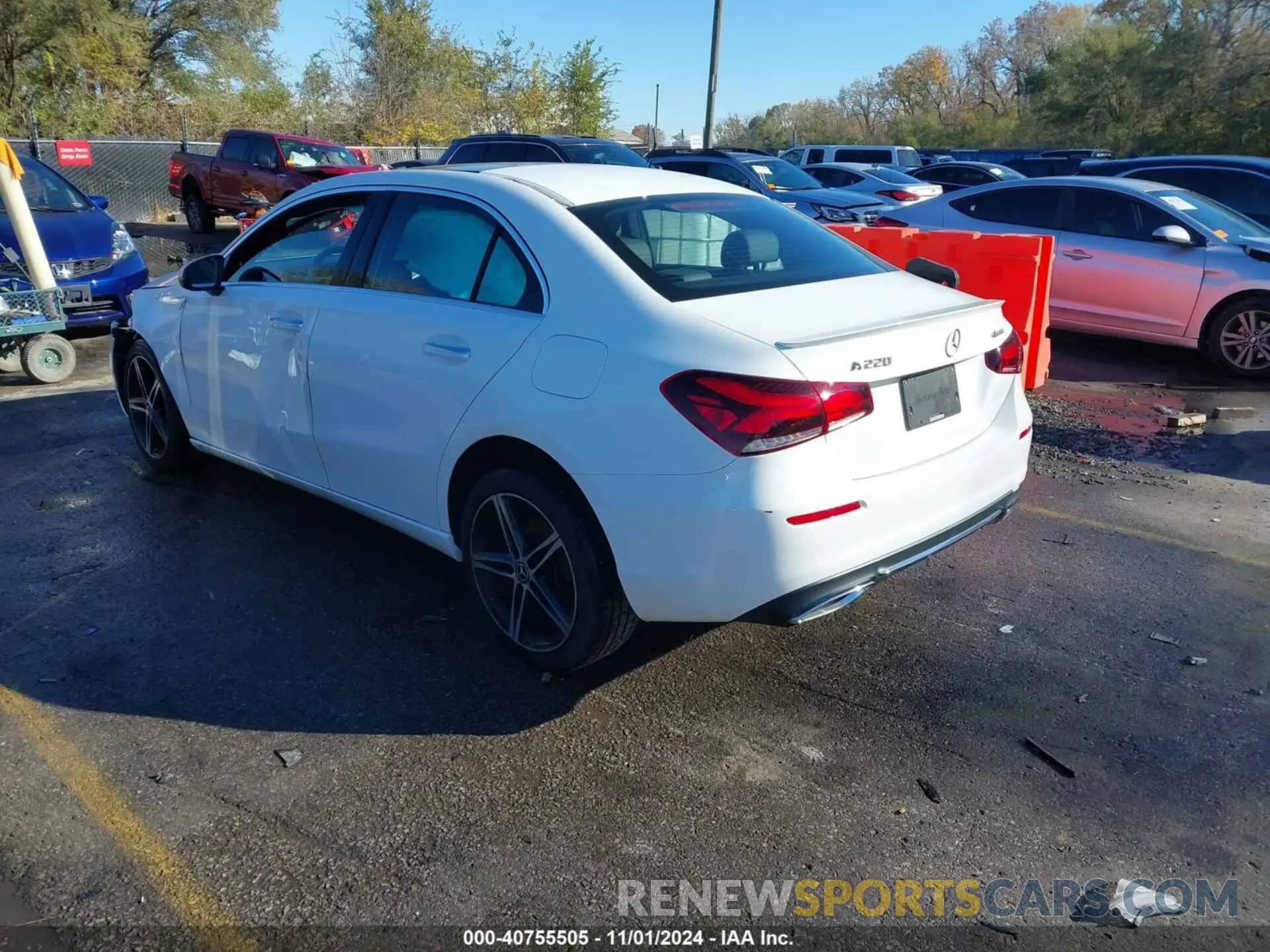 3 fotografías del automóvil dañado WDD3G4FB4KW025207 MERCEDES-BENZ A 220 2019