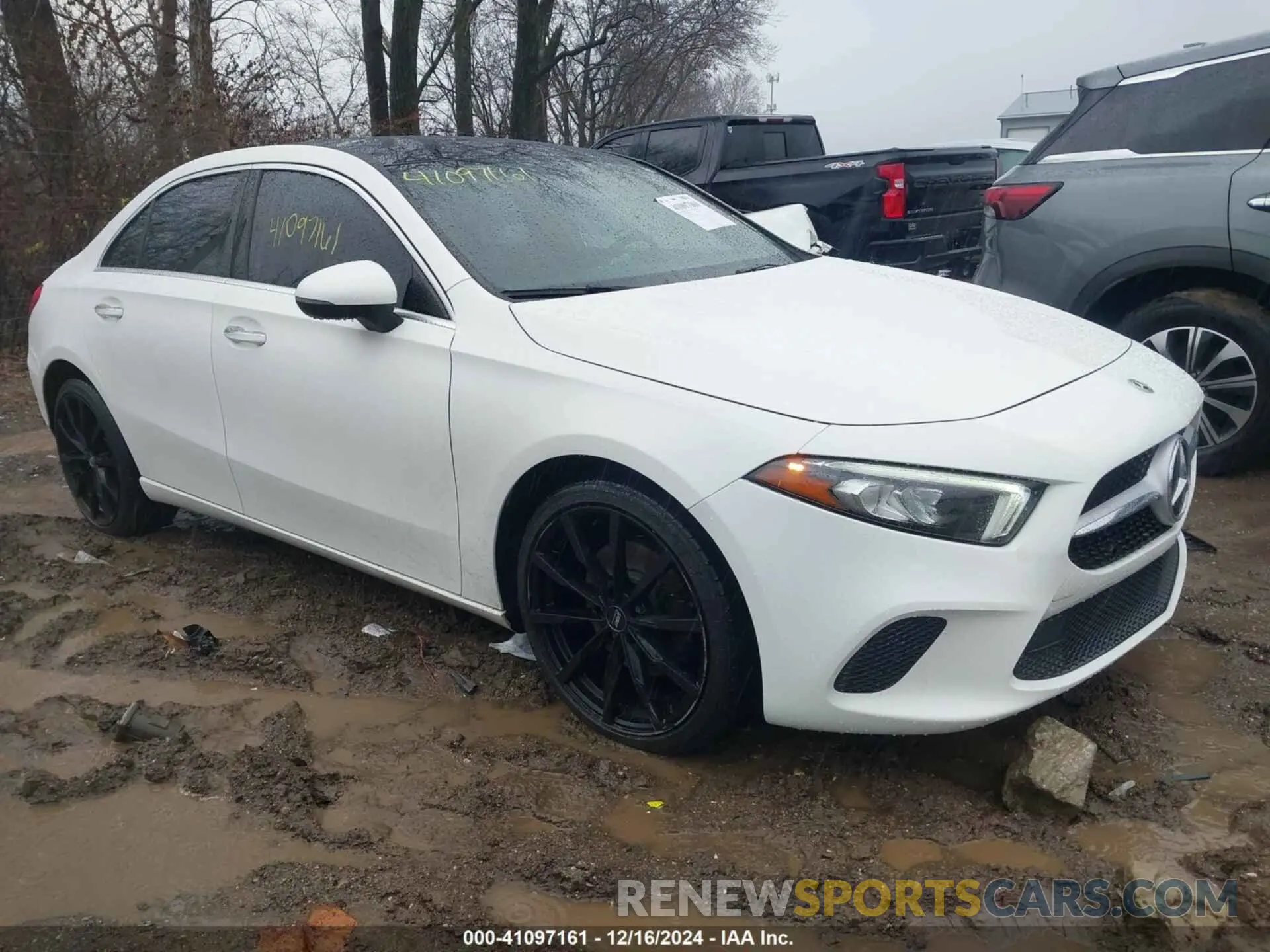 1 fotografías del automóvil dañado WDD3G4FB6KW027380 MERCEDES-BENZ A 220 2019