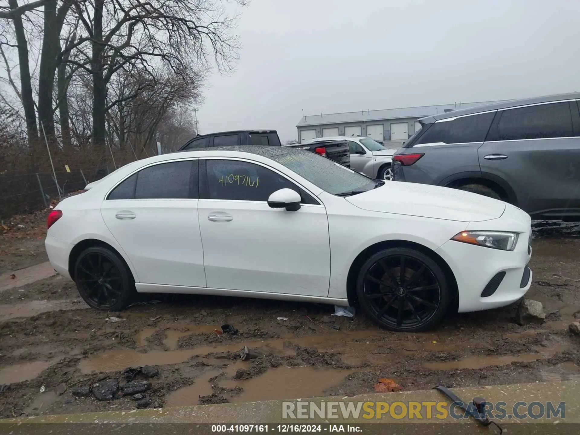 13 fotografías del automóvil dañado WDD3G4FB6KW027380 MERCEDES-BENZ A 220 2019