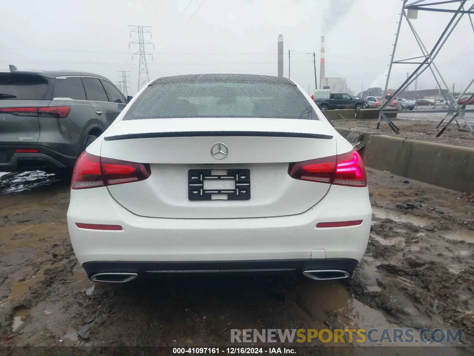 16 fotografías del automóvil dañado WDD3G4FB6KW027380 MERCEDES-BENZ A 220 2019