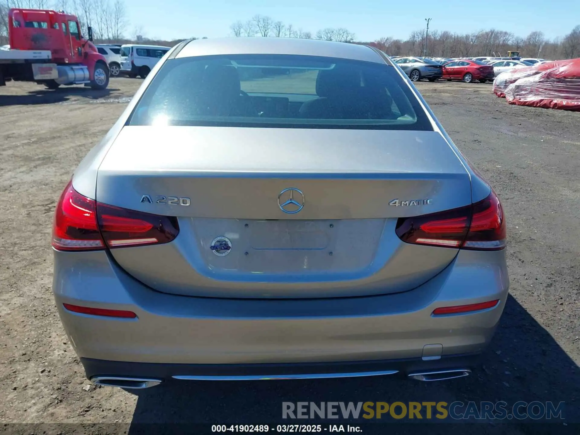 16 fotografías del automóvil dañado WDD3G4FB7KW022334 MERCEDES-BENZ A 220 2019